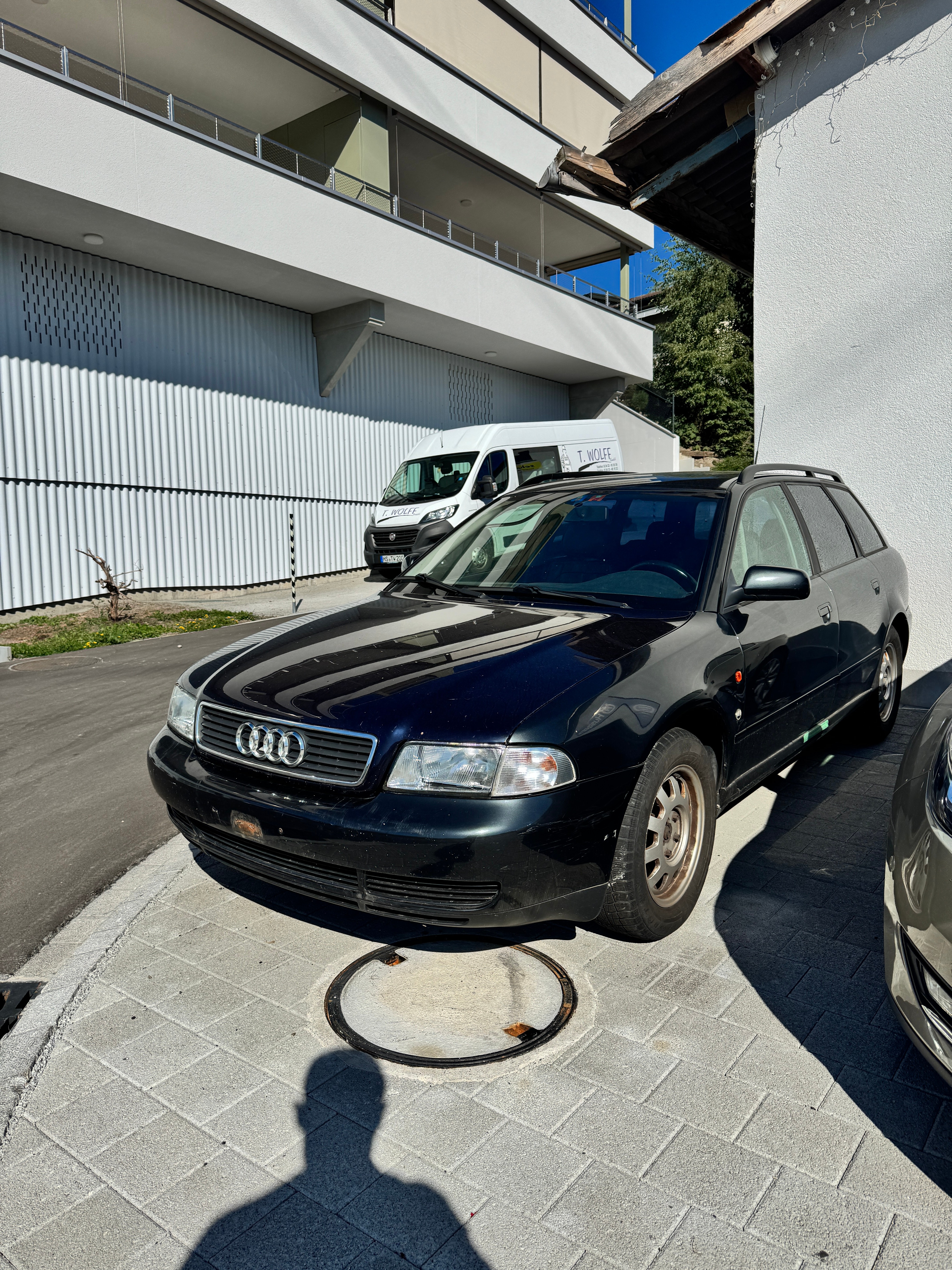 Car photo