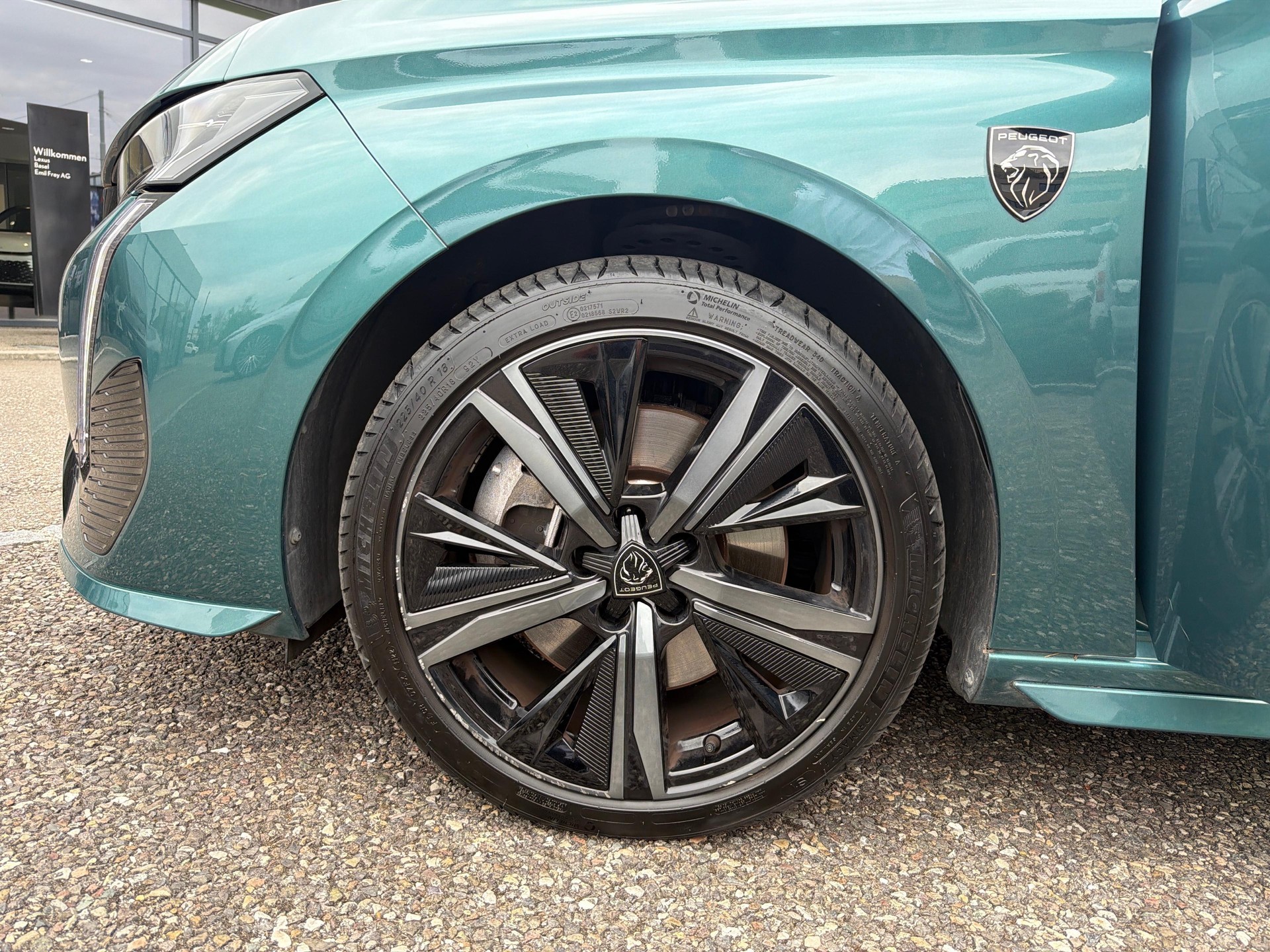 PEUGEOT 308 SW 1.6 PHEV 180 GT Pack-image-12