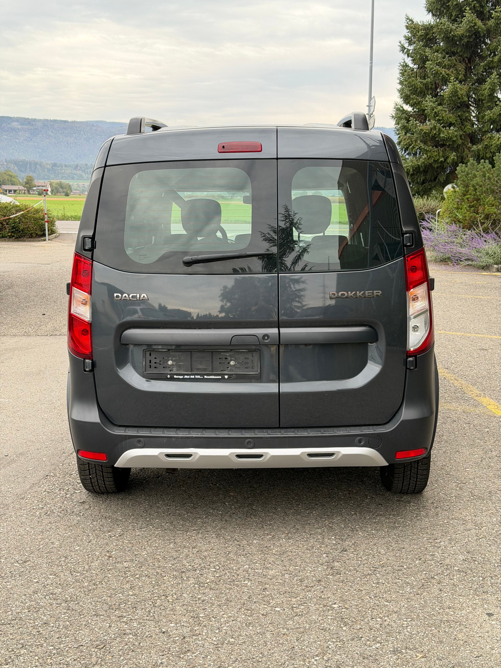 DACIA Dokker TCE 130 16V Stepway-image-3