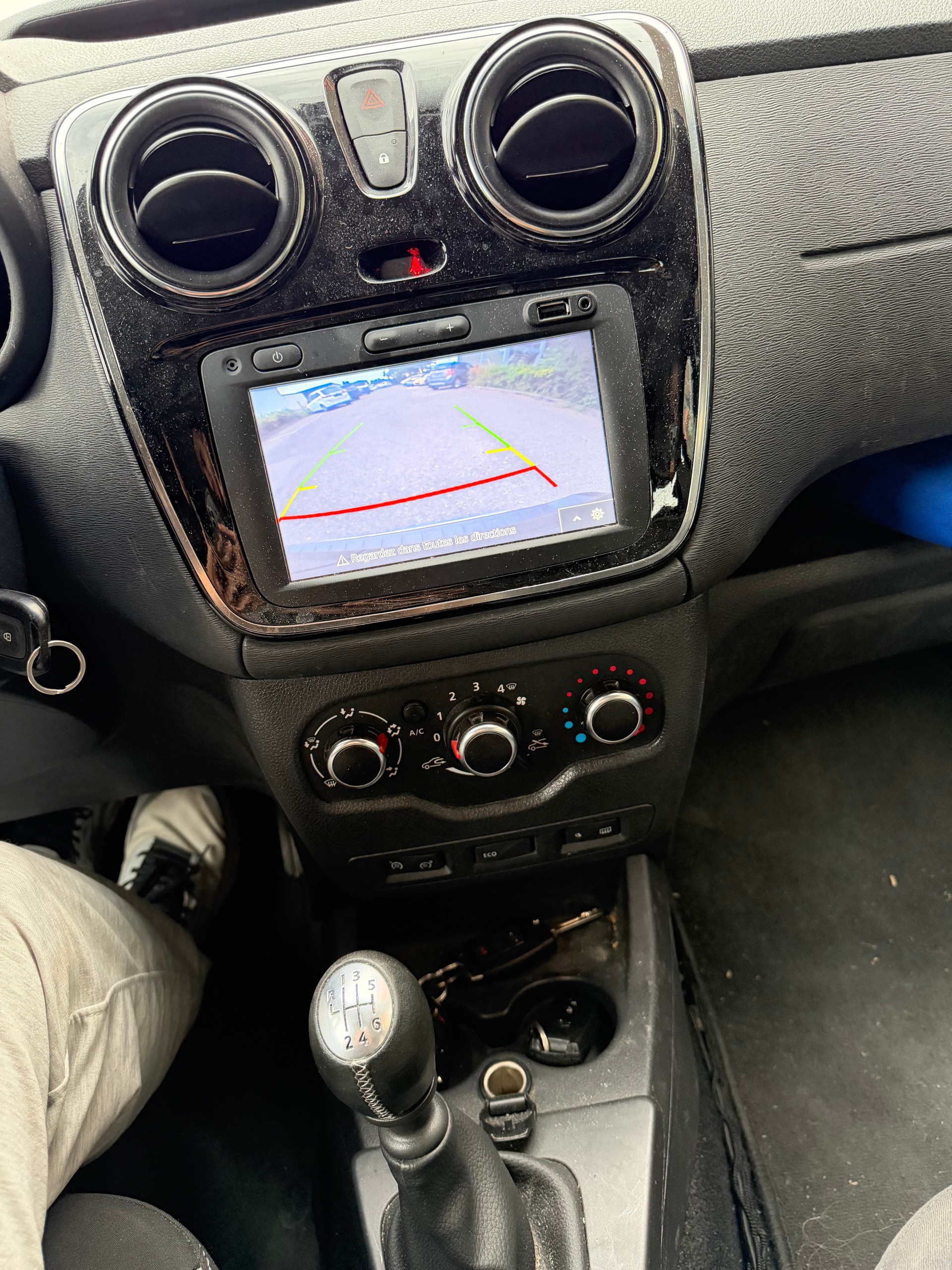 DACIA Dokker TCE 130 16V Stepway-image-10