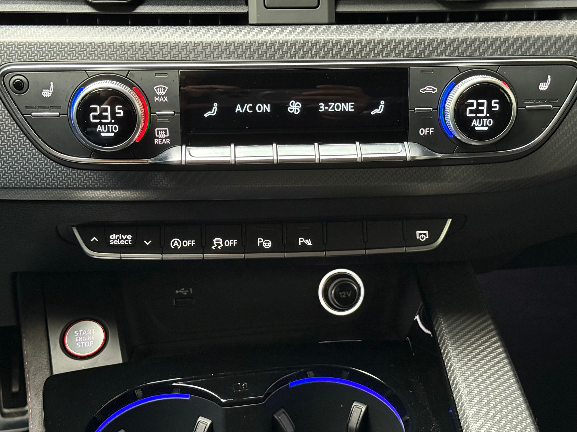 AUDI RS4 Avant 2.9 TFSI quattro tiptronic * Ceramic * H&R *-image-15