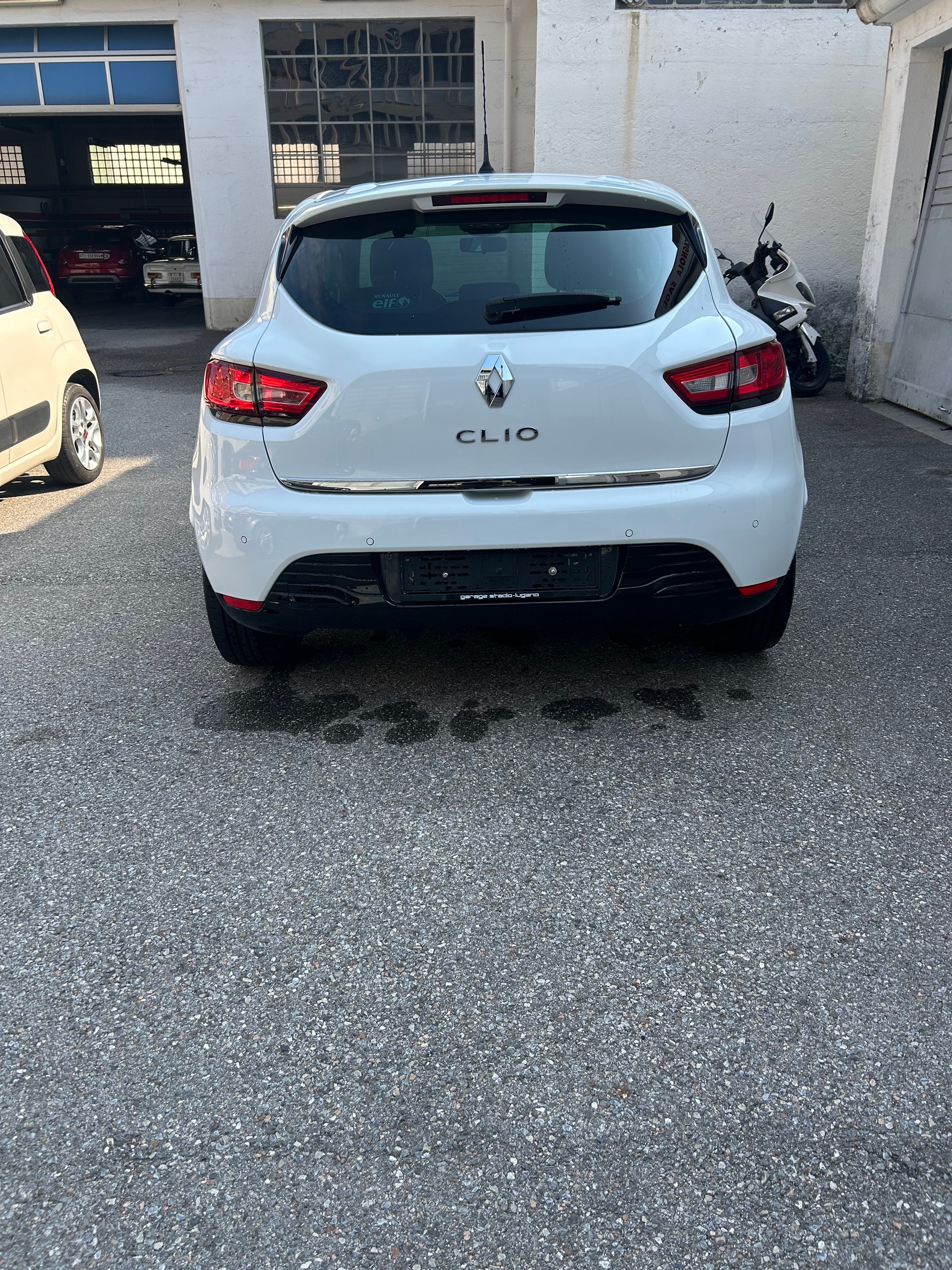 RENAULT Clio 1.2 16V T Limited EDC-image-4