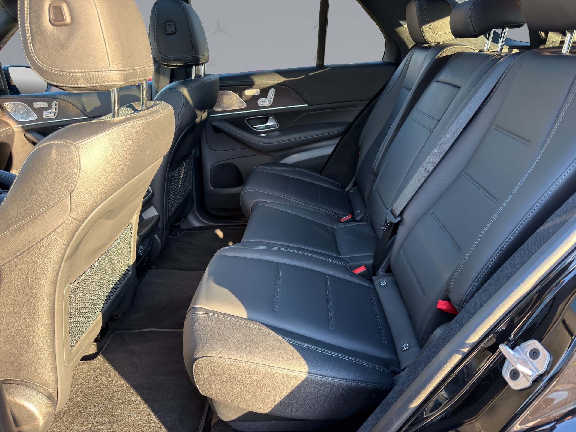 MERCEDES-BENZ GLE-Klasse V167 GLE 400 d AMG Line 4matic-image-18