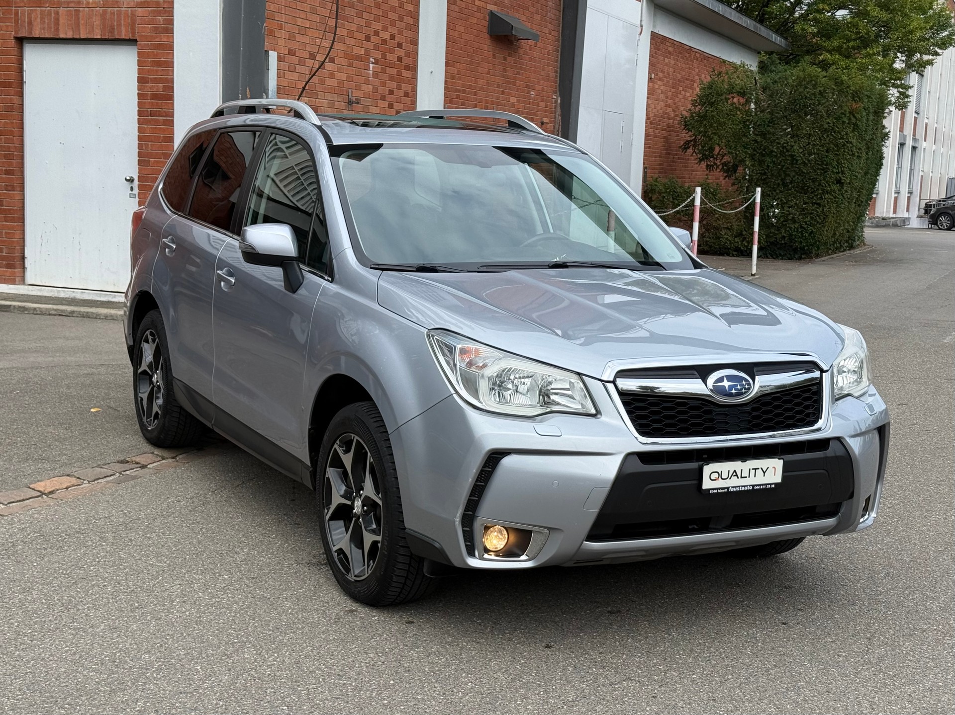 SUBARU Forester 2.0XT Luxury Lineartronic-image-1
