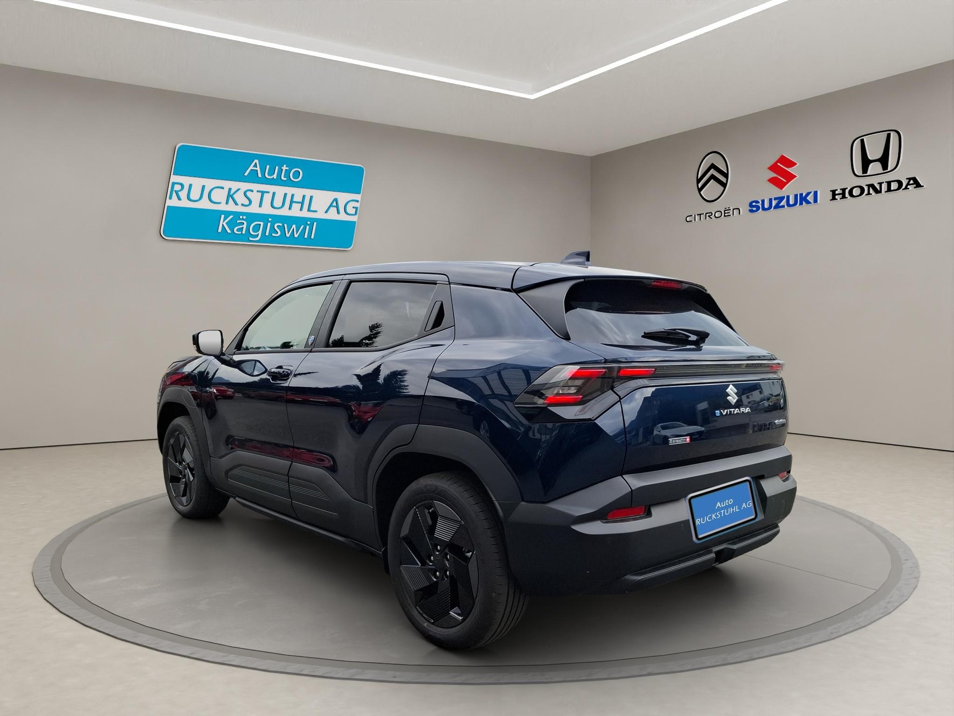 SUZUKI e Vitara Piz Sulai 4x4-image-4