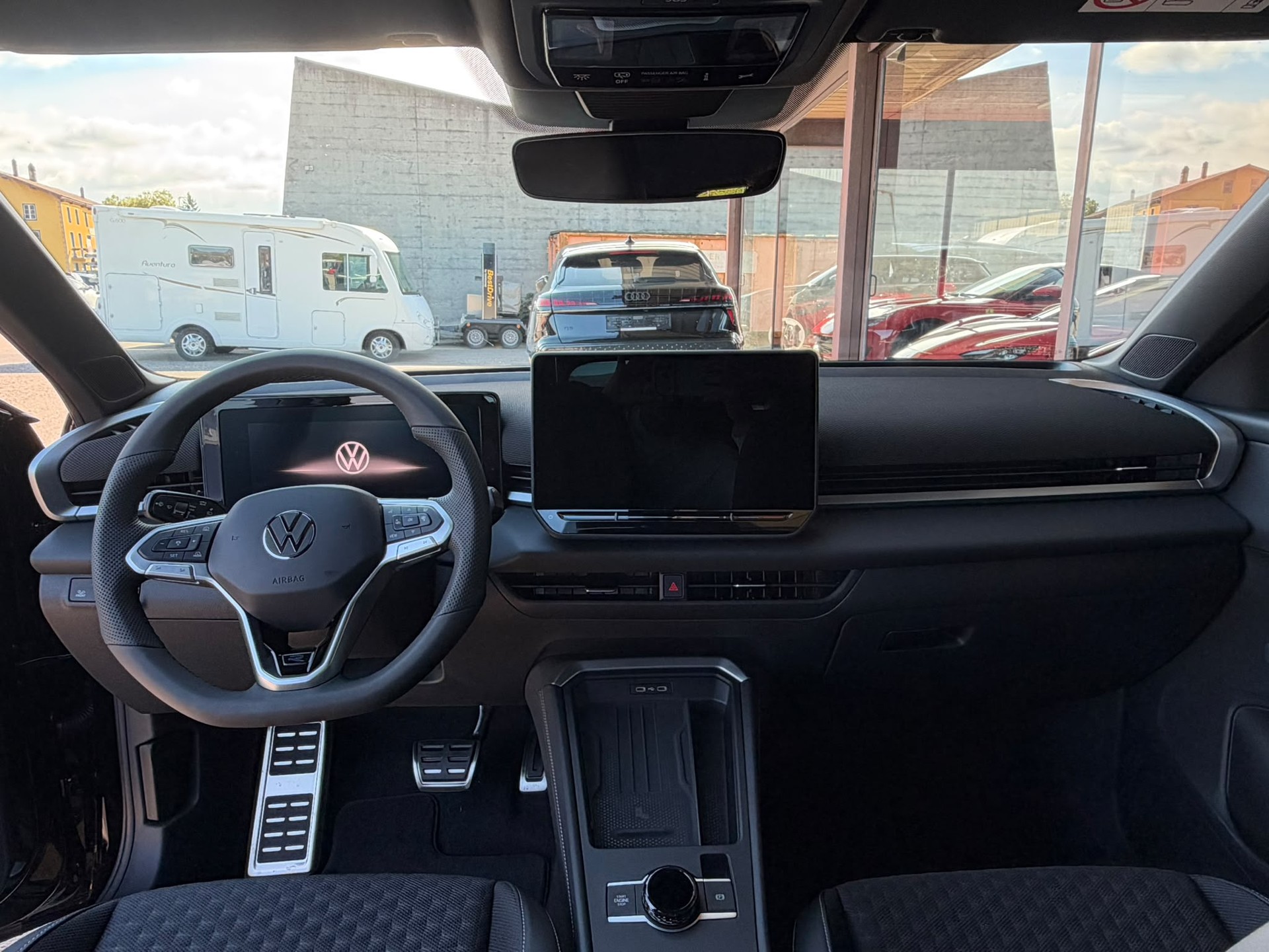VW T-Roc 1.5 eTSI mHEV R-Line DSG-image-8