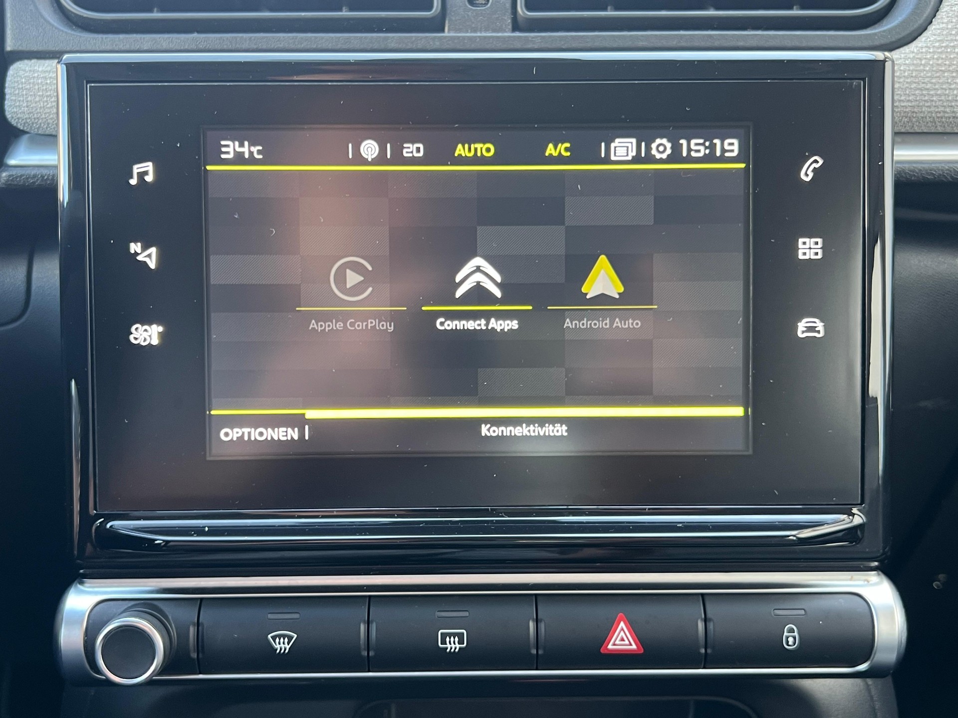 CITROEN Citroën C3 1.2 PureTech Shine-image-21
