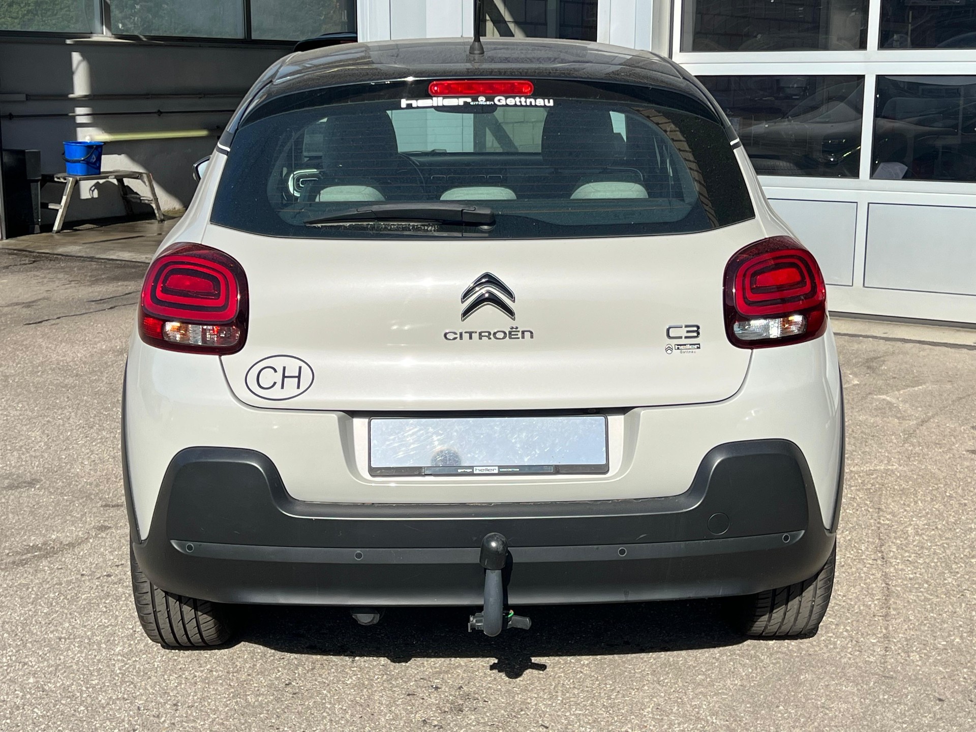 CITROEN Citroën C3 1.2 PureTech Shine-image-6