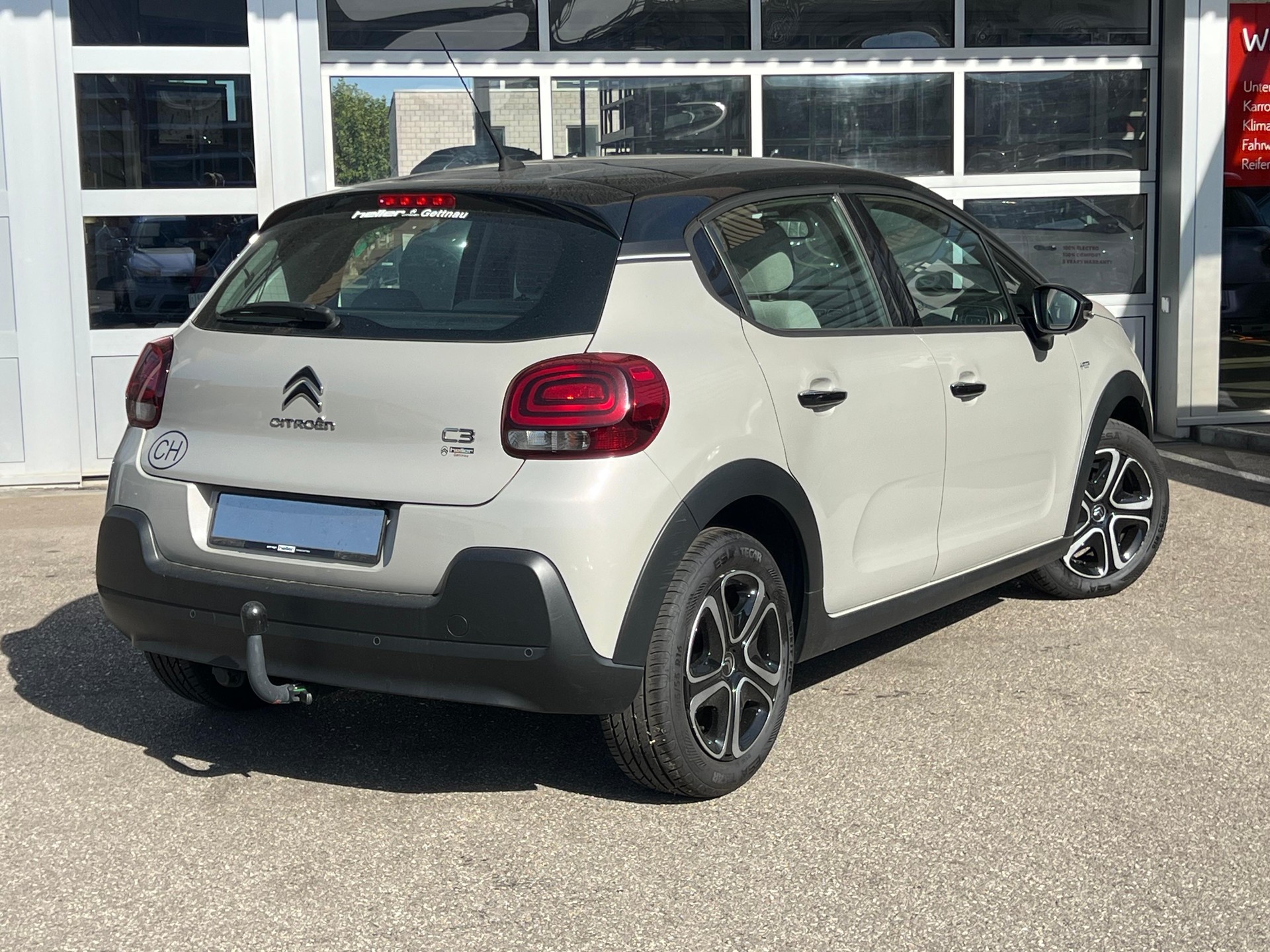 CITROEN Citroën C3 1.2 PureTech Shine-image-7