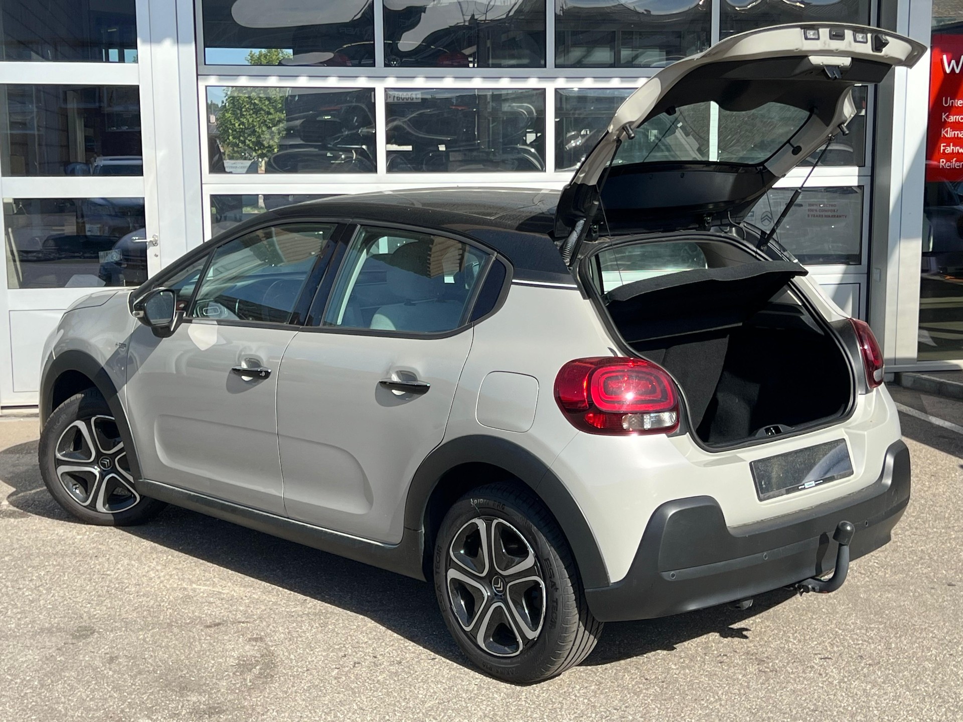 CITROEN Citroën C3 1.2 PureTech Shine-image-8