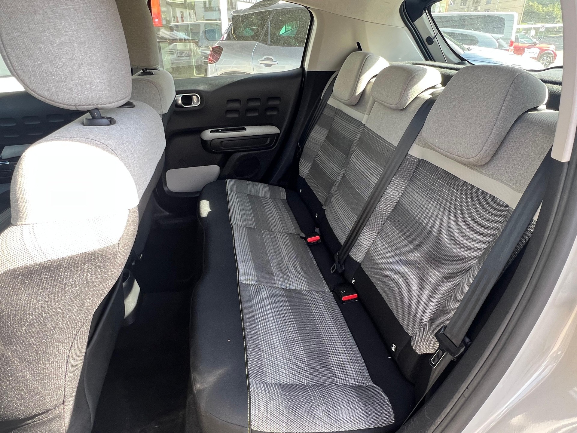 CITROEN Citroën C3 1.2 PureTech Shine-image-9