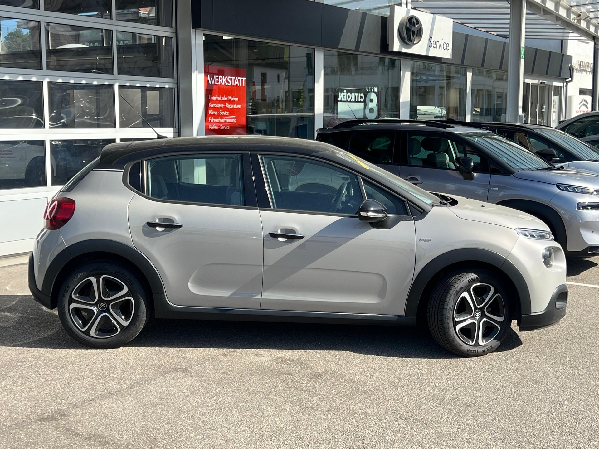 CITROEN Citroën C3 1.2 PureTech Shine-image-3