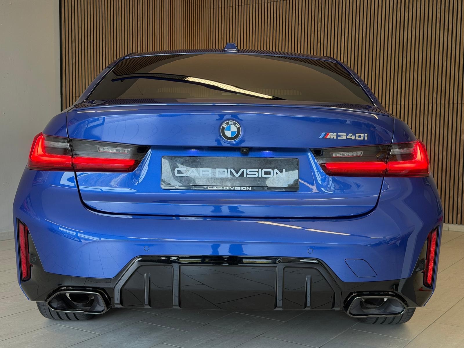 BMW M340i xDrive 48V Steptronic M Sport-image-9