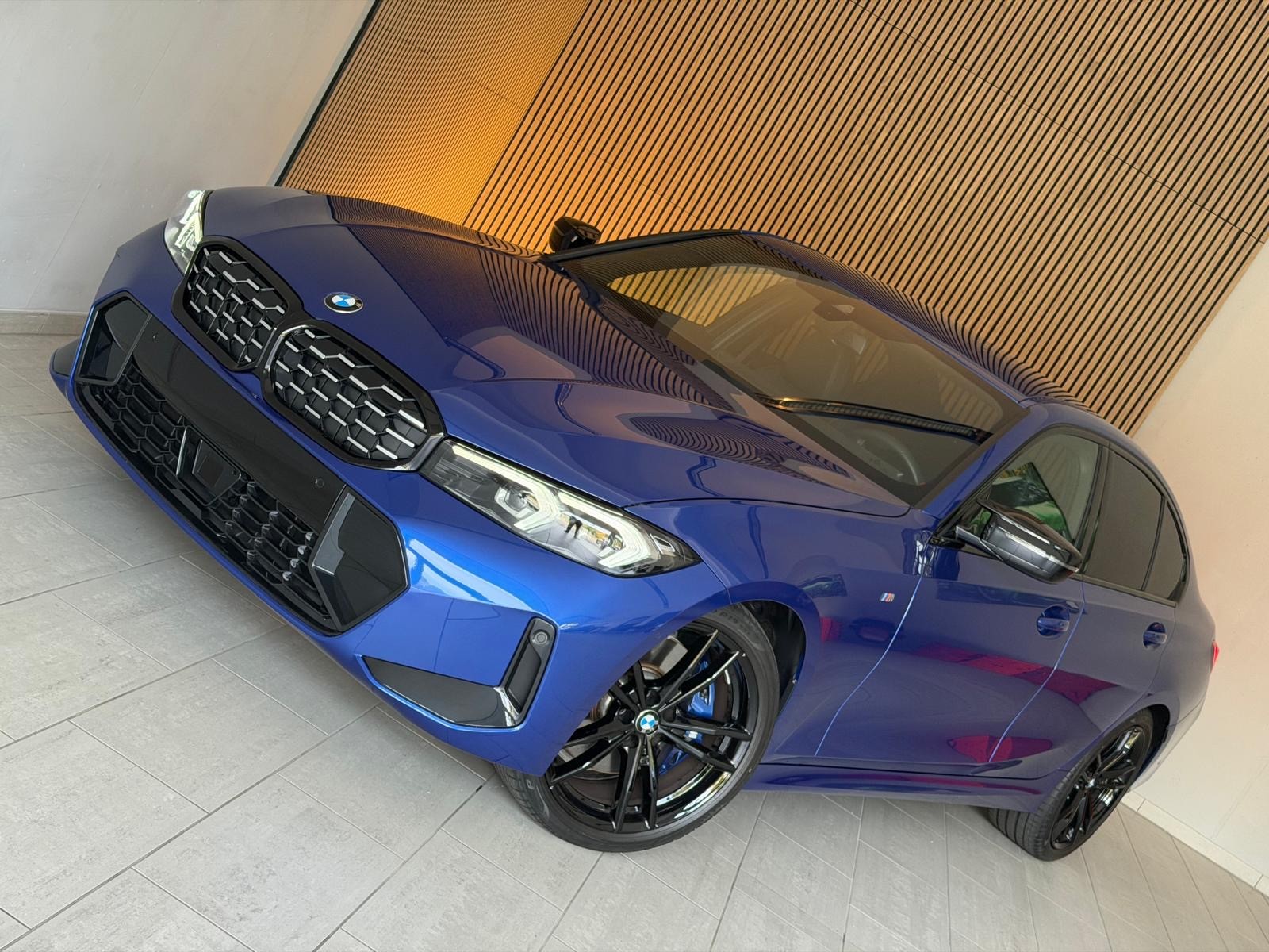 BMW M340i xDrive 48V Steptronic M Sport-image-1