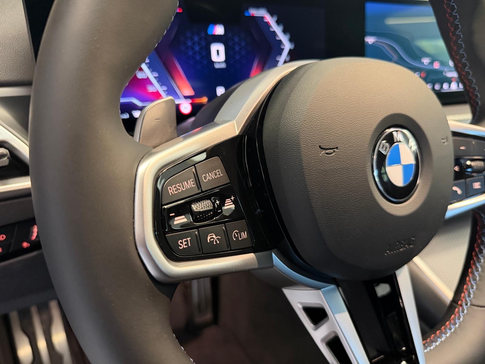BMW M340i xDrive 48V Steptronic M Sport-image-13