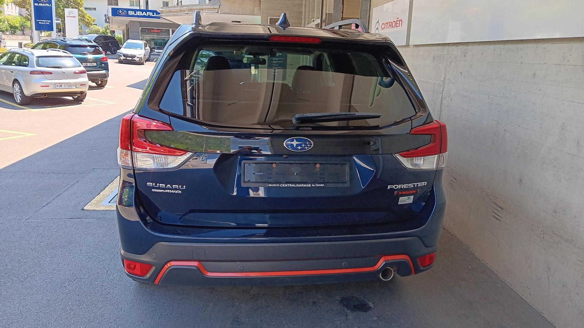 SUBARU Forester 2.0i e-Boxer Sport Lineartronic-image-5