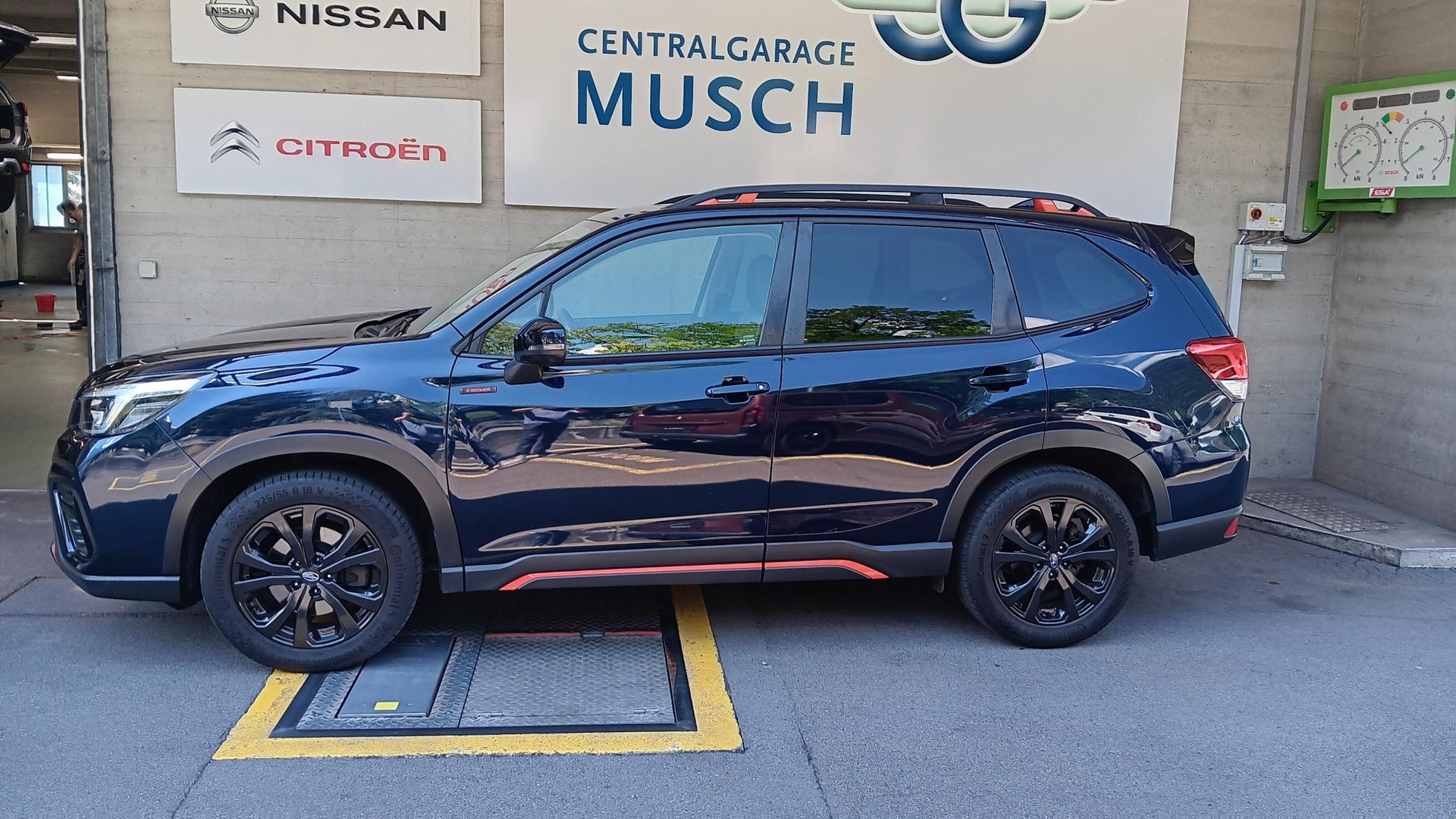 SUBARU Forester 2.0i e-Boxer Sport Lineartronic-image-2