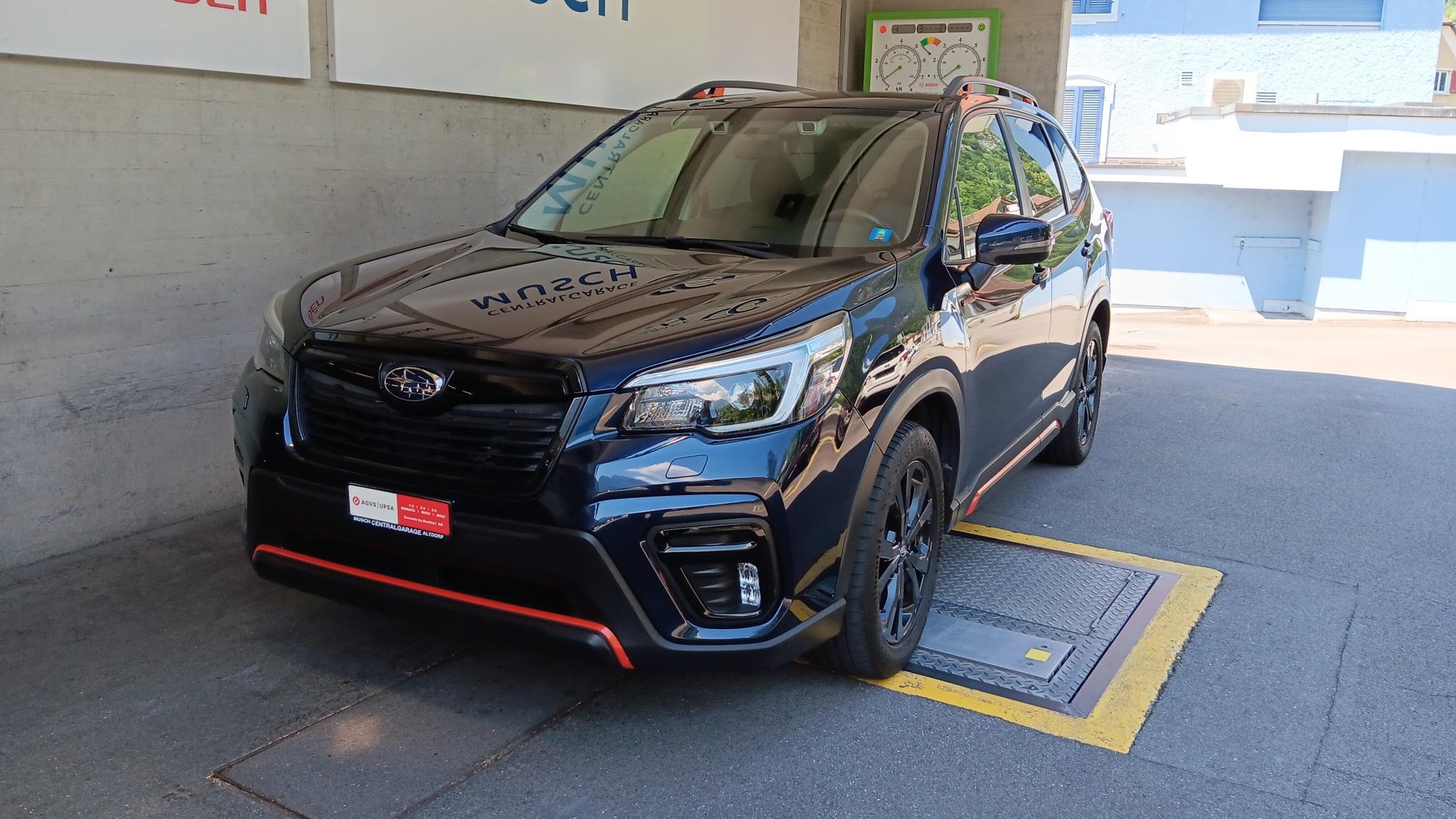 SUBARU Forester 2.0i e-Boxer Sport Lineartronic-image-0