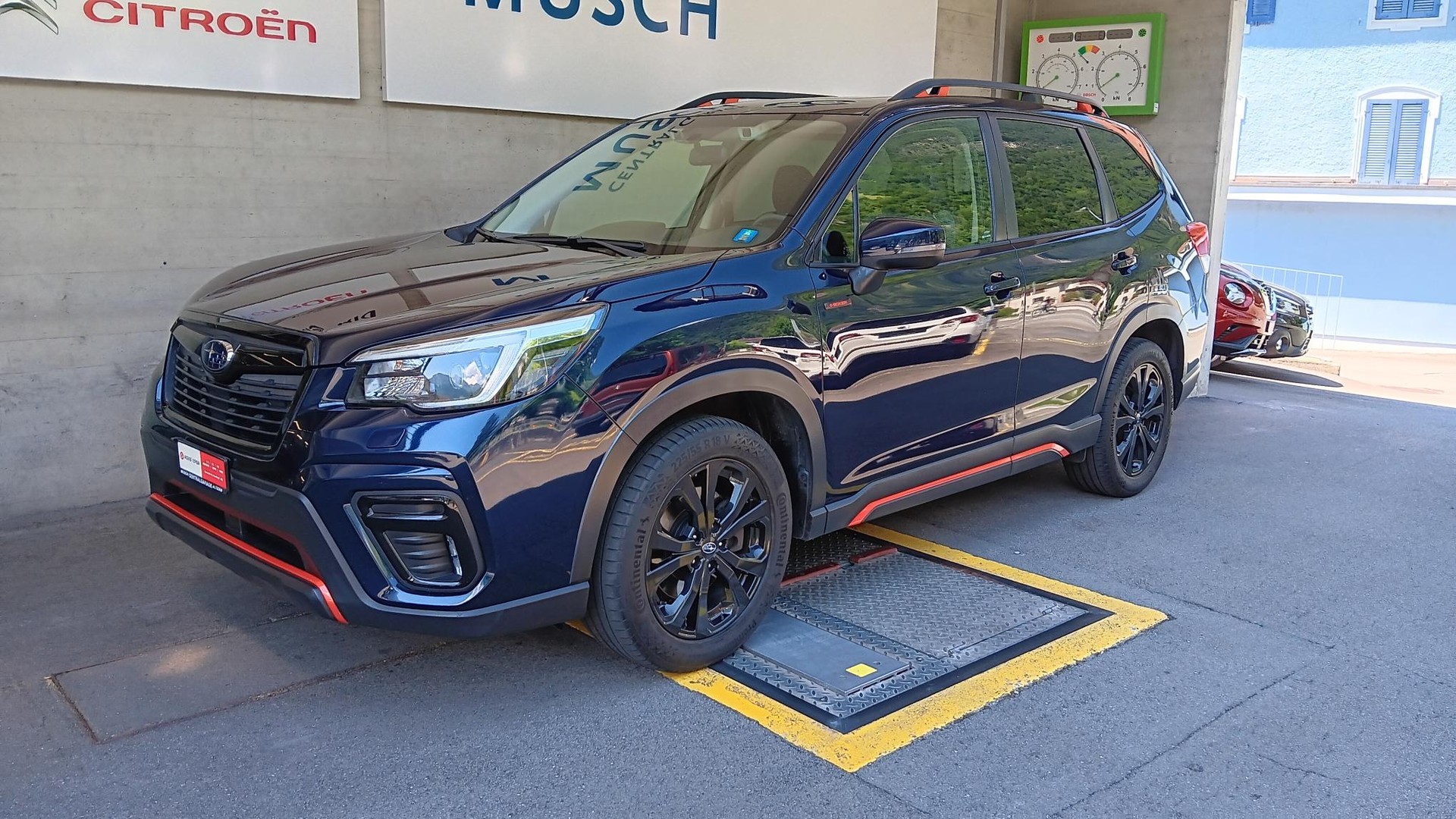 SUBARU Forester 2.0i e-Boxer Sport Lineartronic-image-1