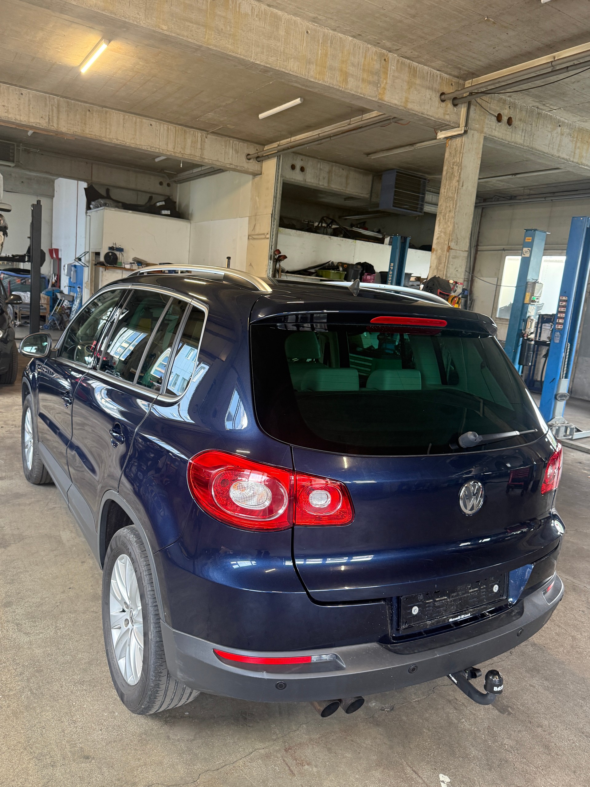 VW Tiguan 2.0 TSI Sport&Style DSG-image-4