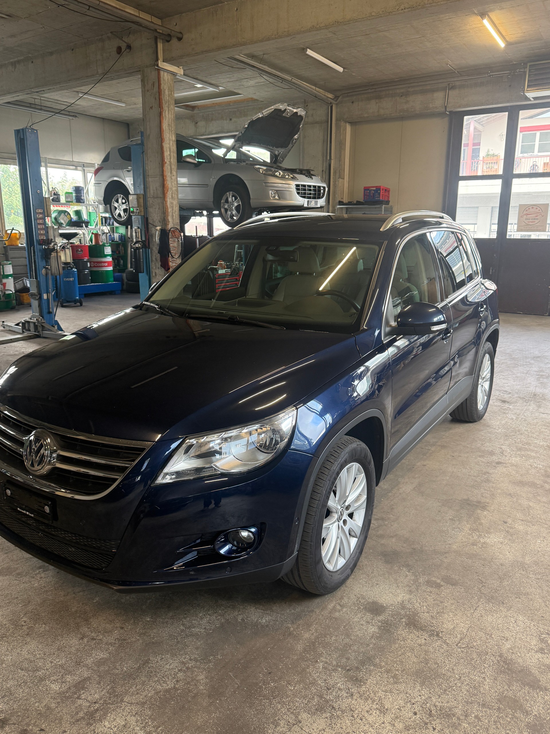VW Tiguan 2.0 TSI Sport&Style DSG-image-2