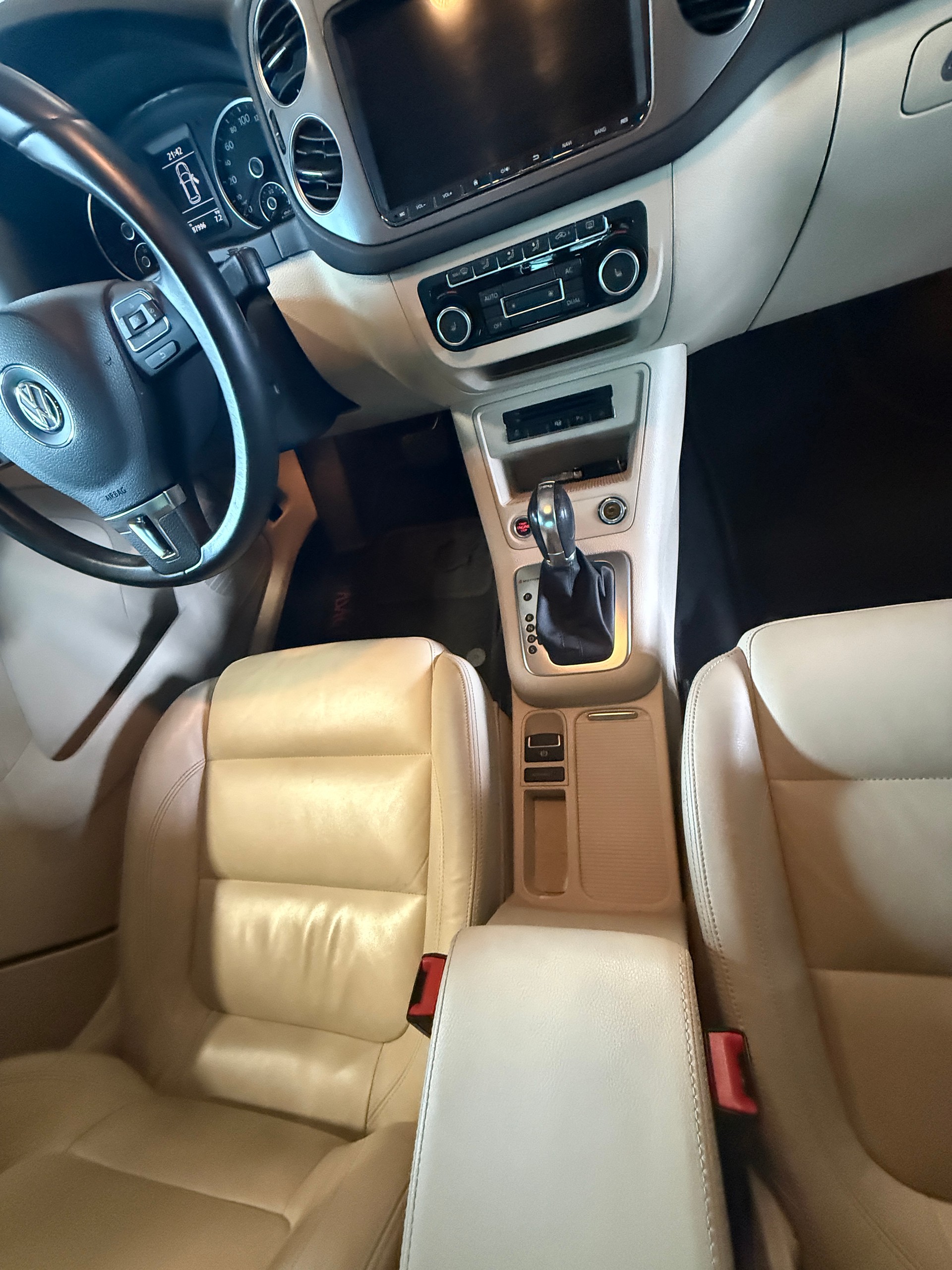 VW Tiguan 2.0 TSI Sport&Style DSG-image-6