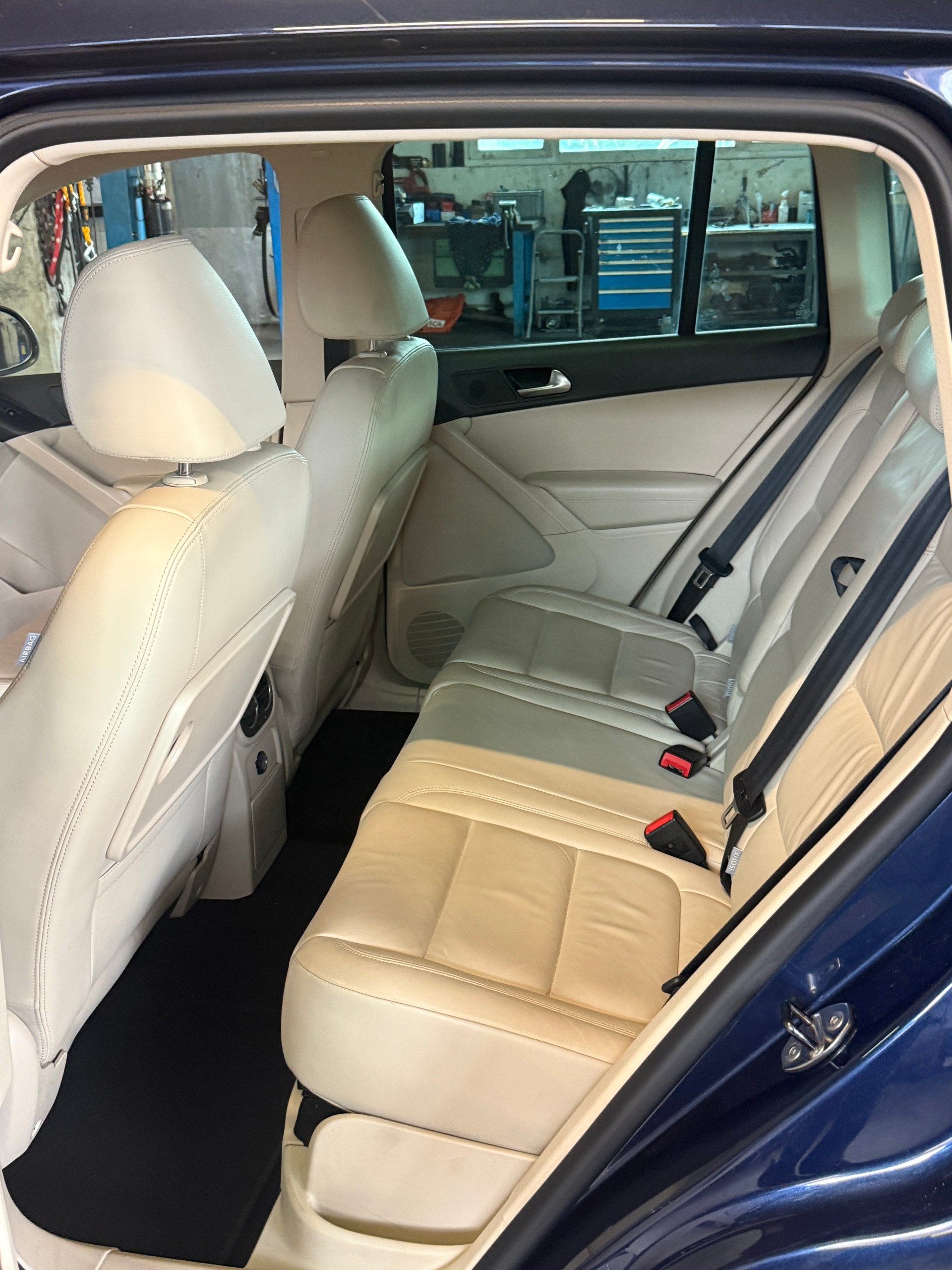 VW Tiguan 2.0 TSI Sport&Style DSG-image-18