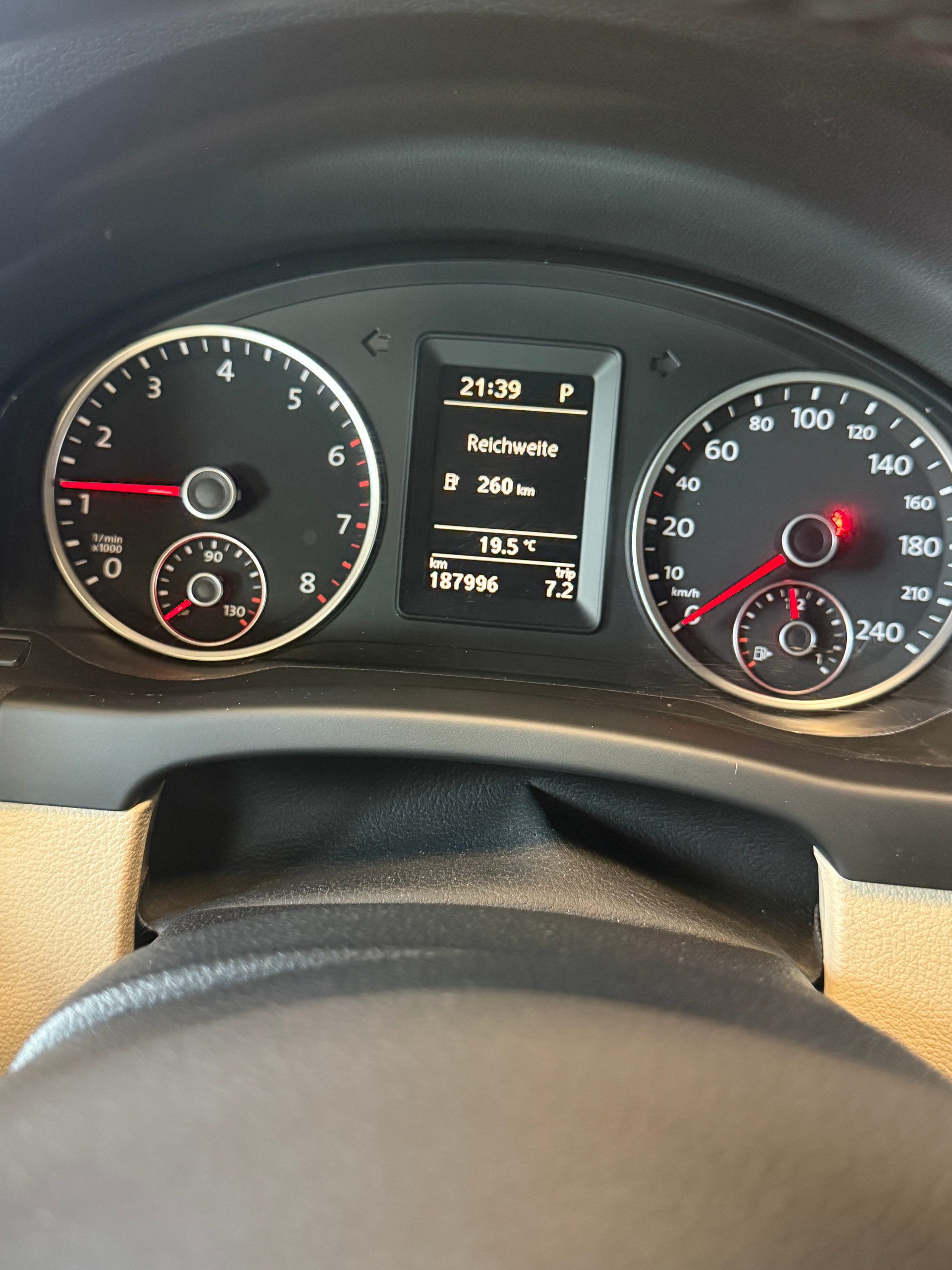 VW Tiguan 2.0 TSI Sport&Style DSG-image-22