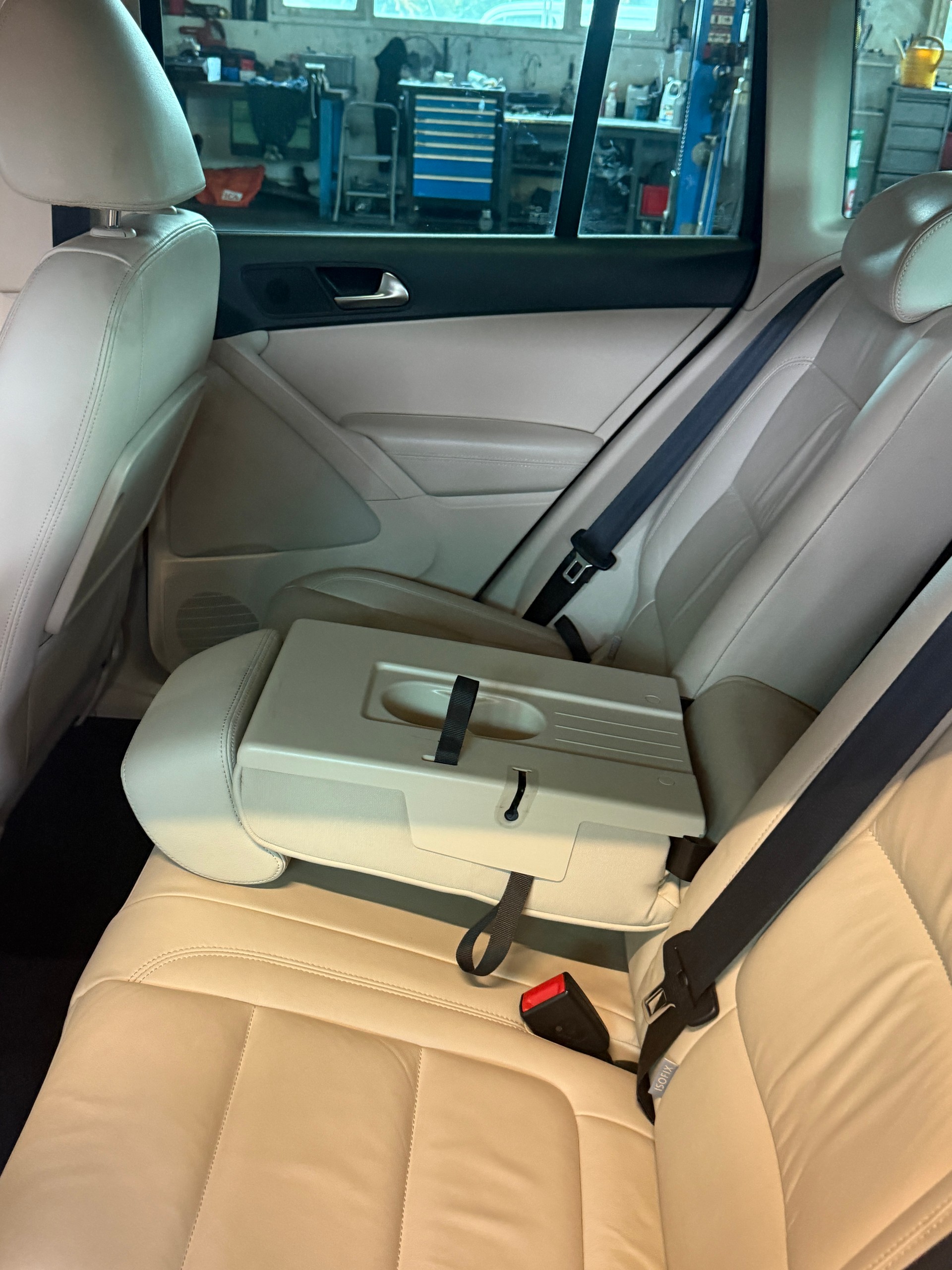 VW Tiguan 2.0 TSI Sport&Style DSG-image-17