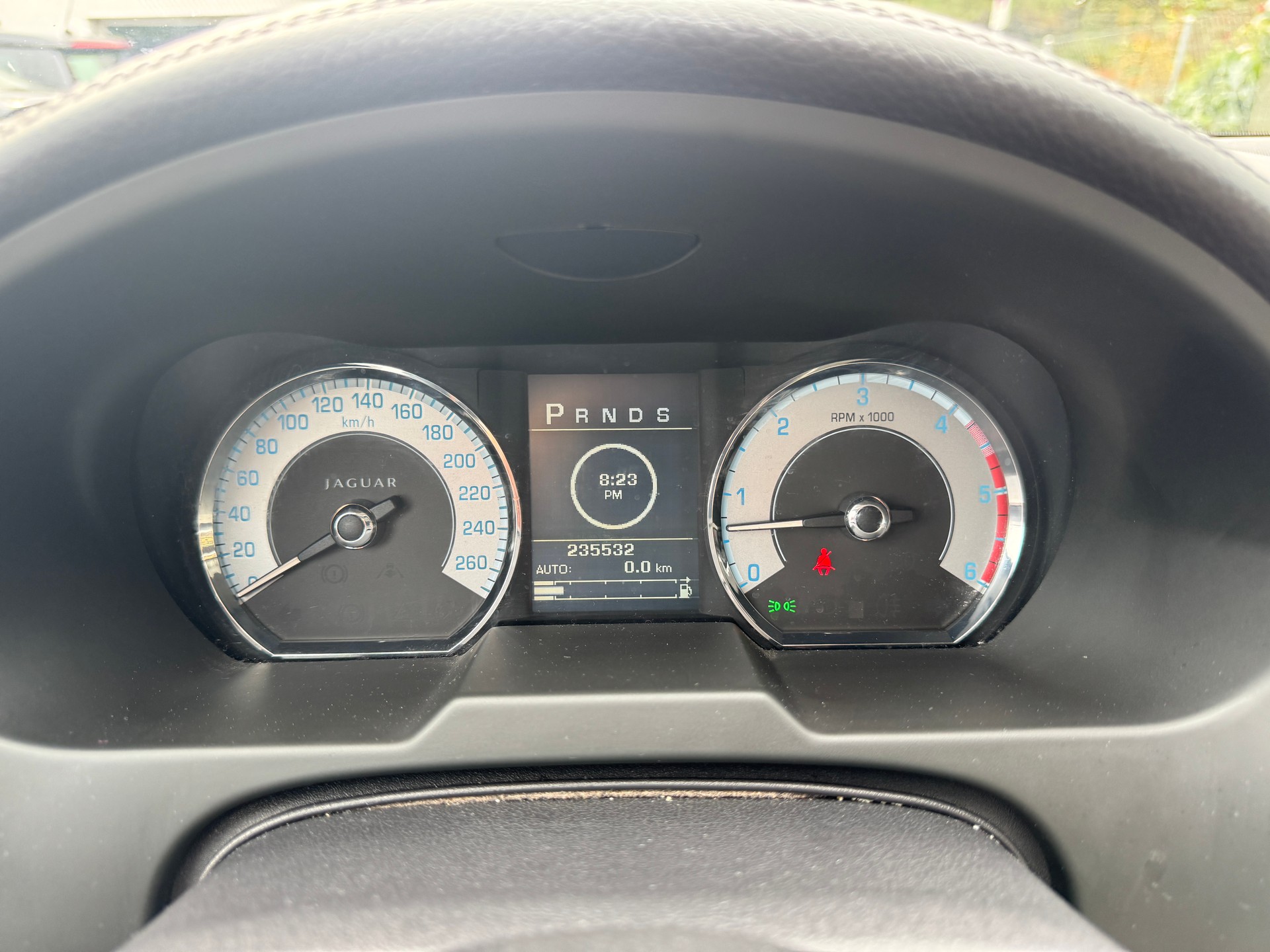 JAGUAR XF 3.0d S V6 Premium Luxury-image-10