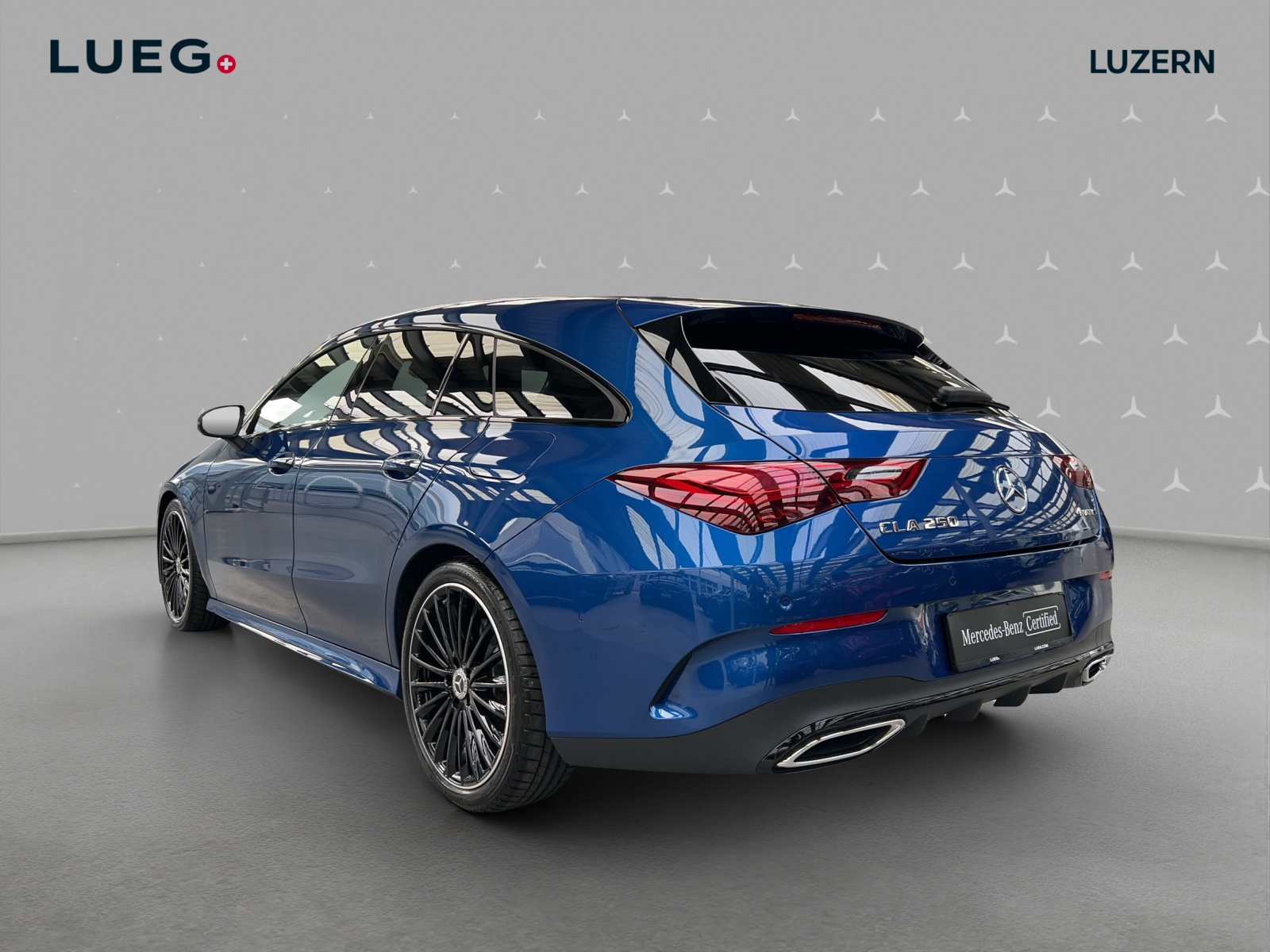 MERCEDES-BENZ CLA Shooting Brake 250 4Matic 8G-DCT-image-2
