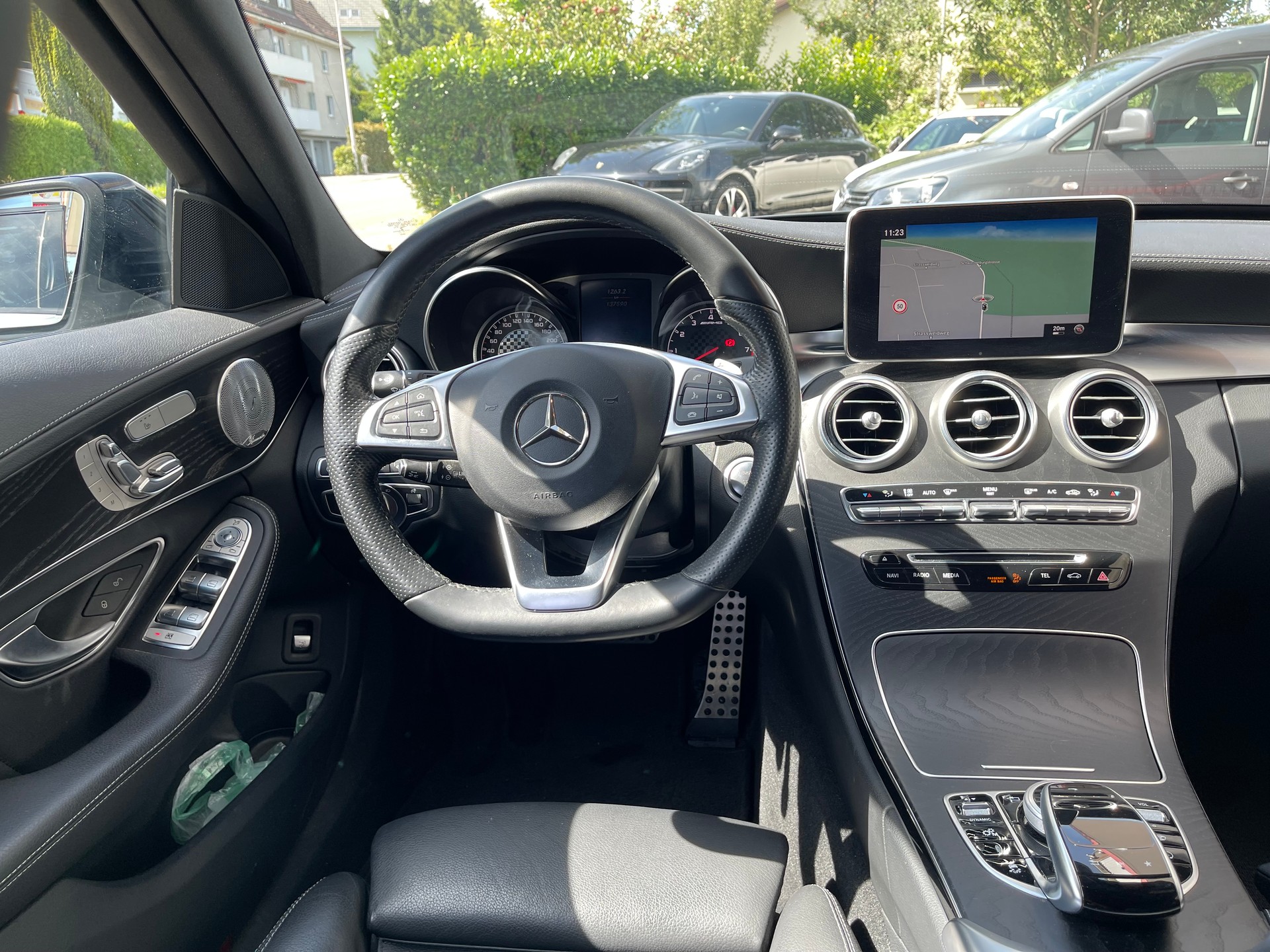 MERCEDES-BENZ C 43 AMG 4Matic 9G-Tronic-image-9