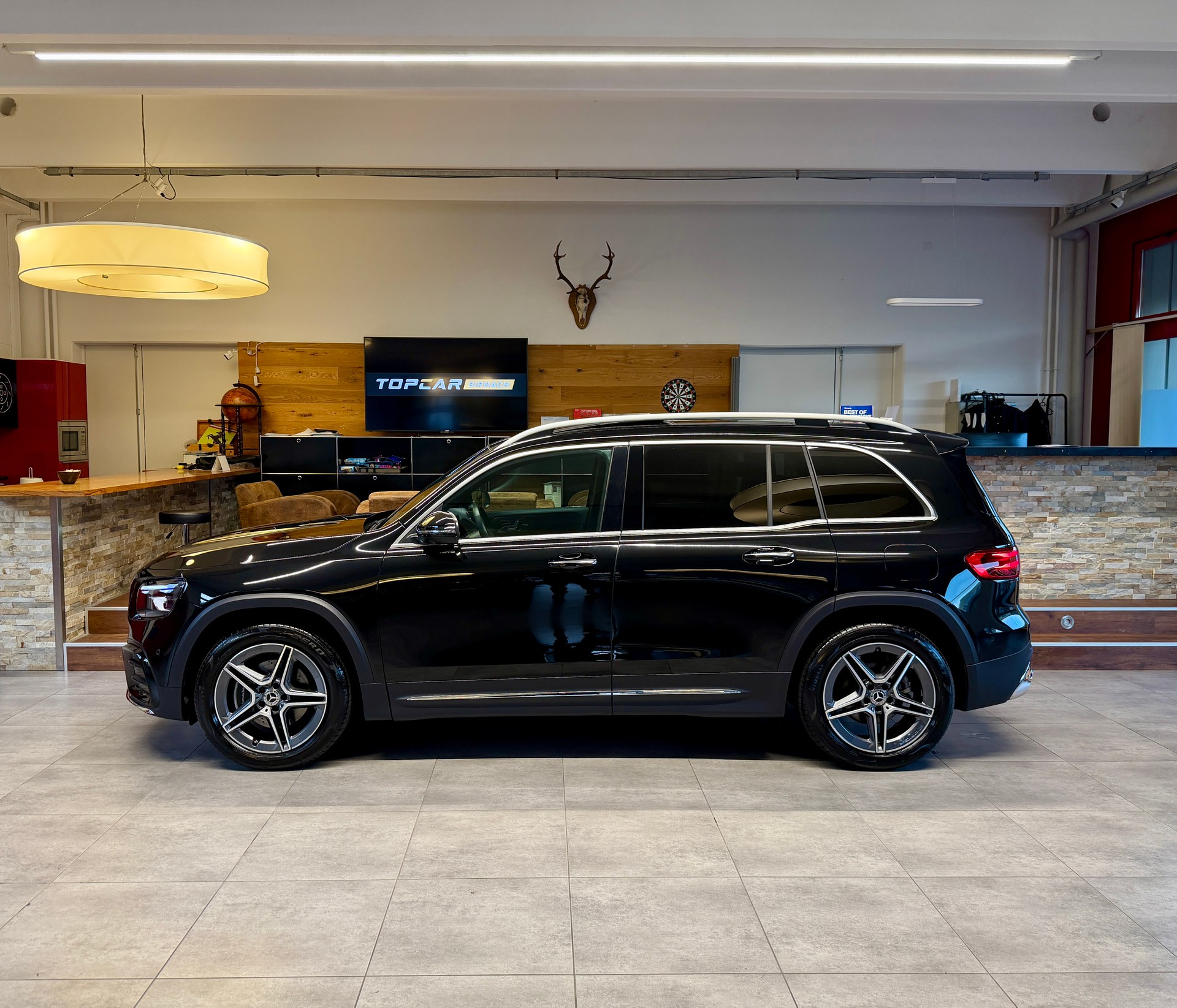 MERCEDES-BENZ GLB 200 7G-Tronic FACELIFT AMG LINE-image-2