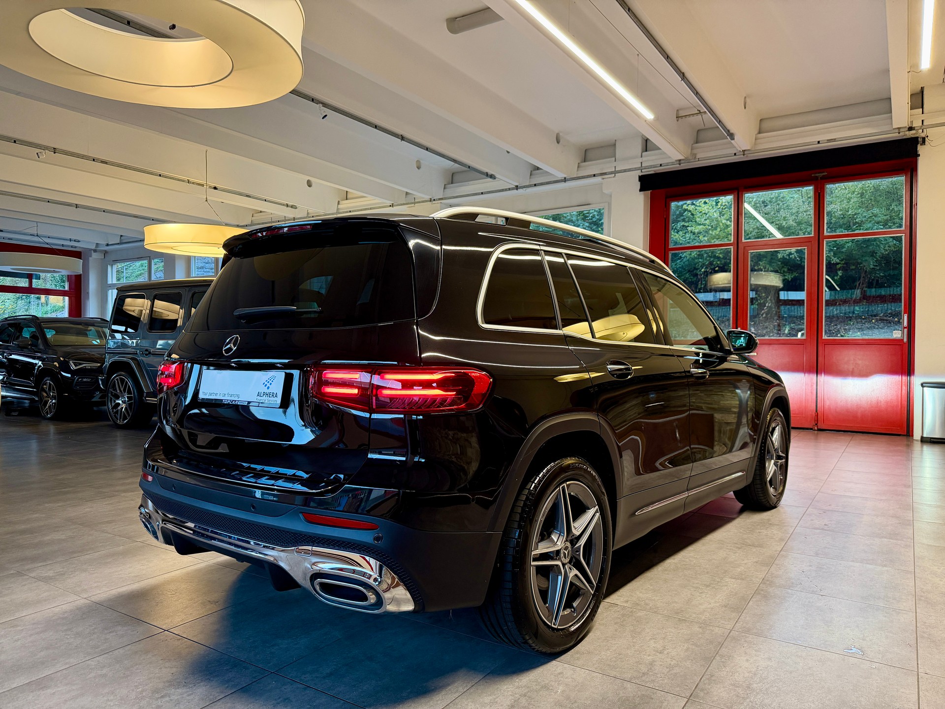 MERCEDES-BENZ GLB 200 7G-Tronic FACELIFT AMG LINE-image-6