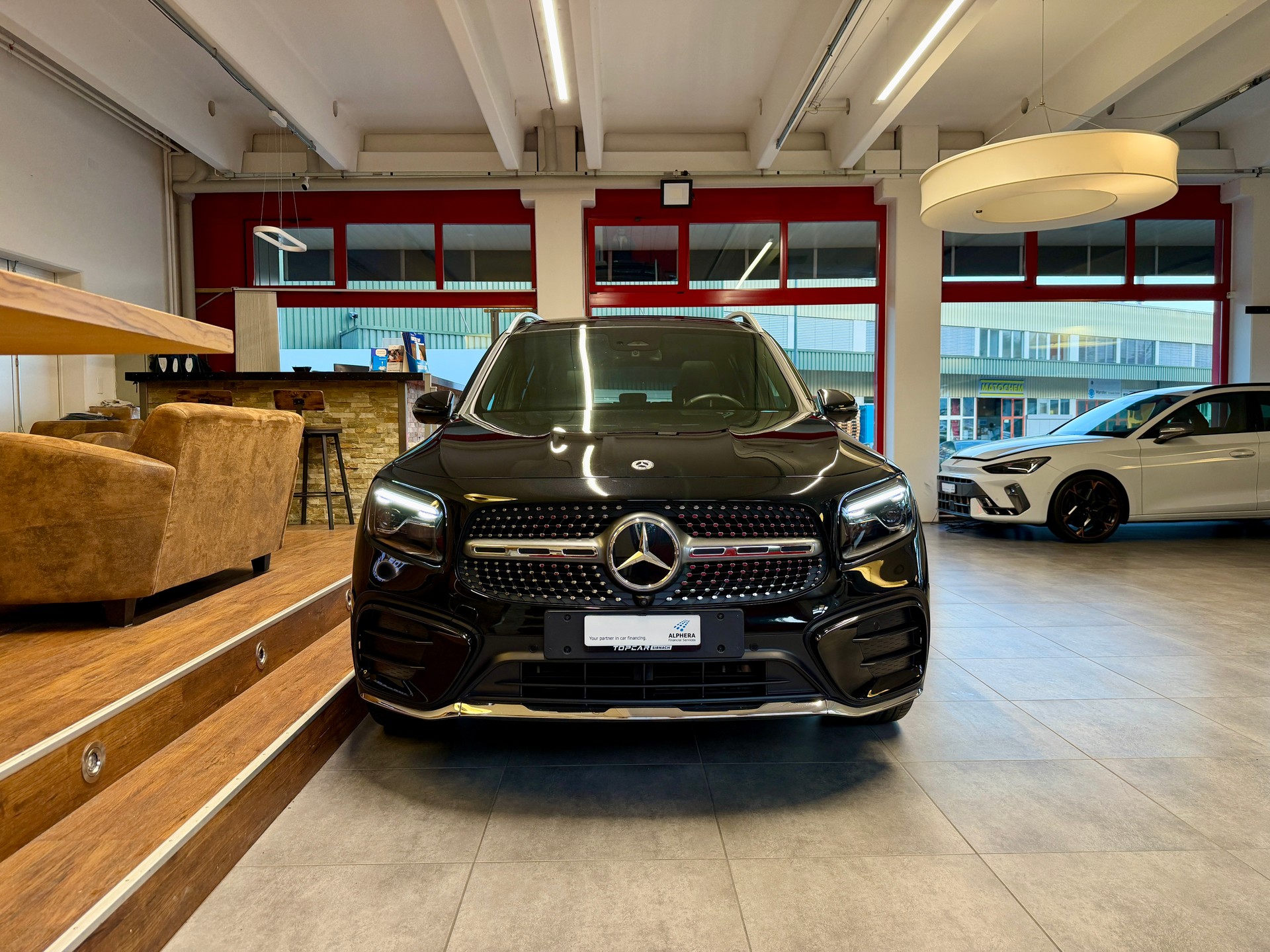 MERCEDES-BENZ GLB 200 7G-Tronic FACELIFT AMG LINE-image-8