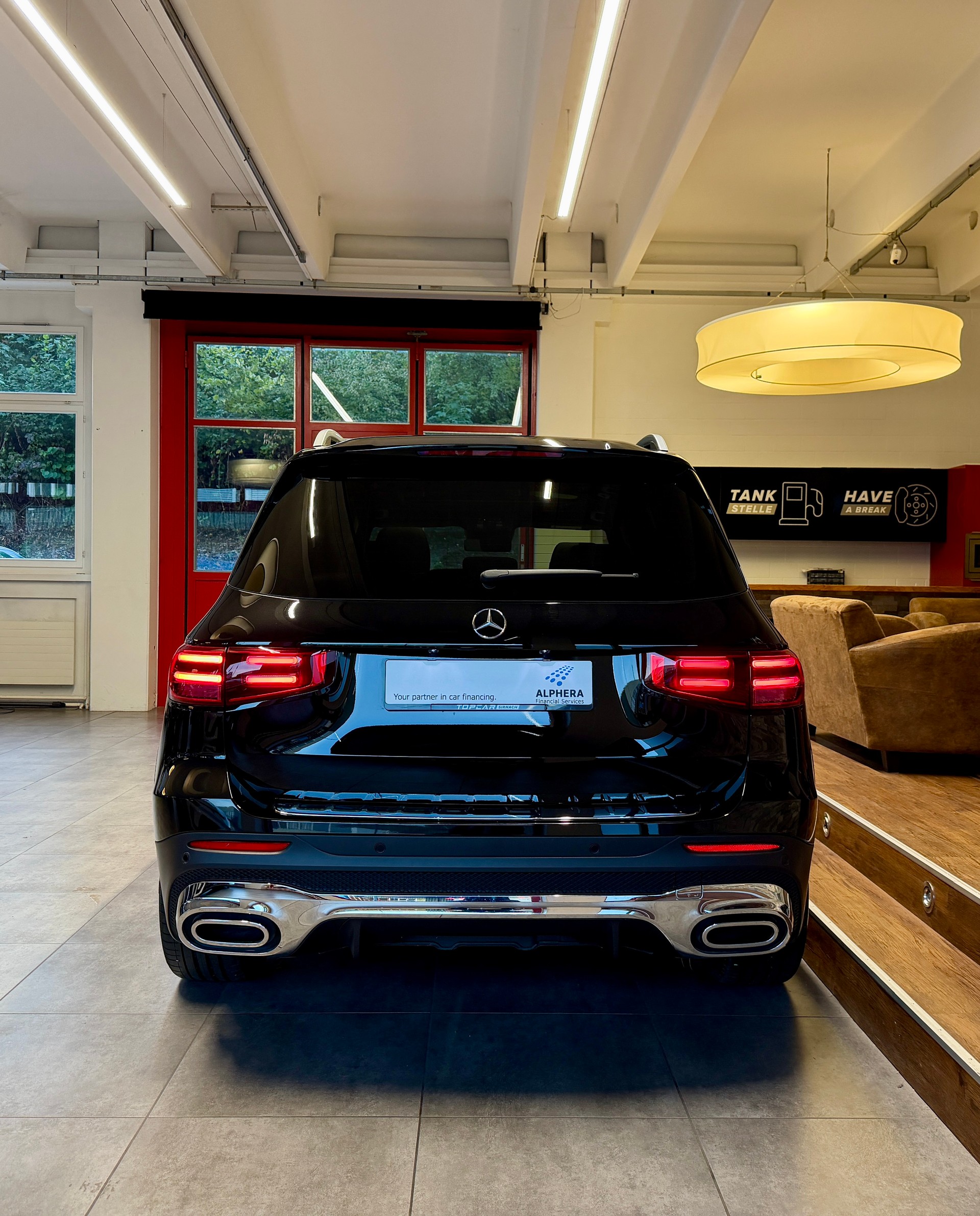 MERCEDES-BENZ GLB 200 7G-Tronic FACELIFT AMG LINE-image-5