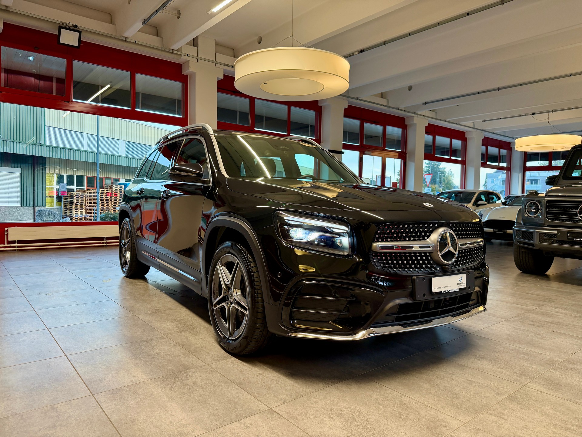 MERCEDES-BENZ GLB 200 7G-Tronic FACELIFT AMG LINE-image-7