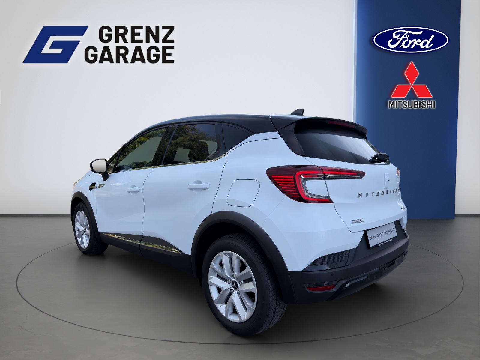 MITSUBISHI ASX 1.6 PHEV Instyle-image-2
