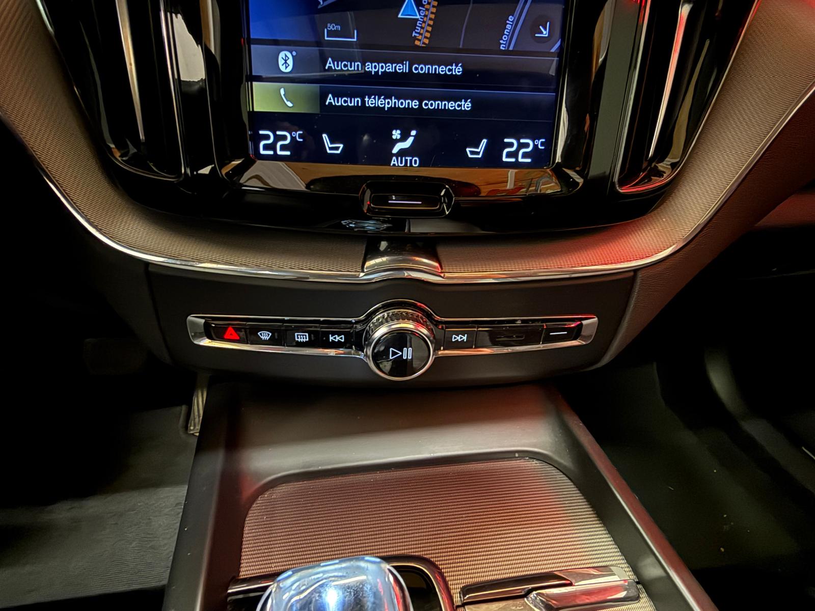 VOLVO XC60 T8 eAWD Inscription Geartronic-image-27