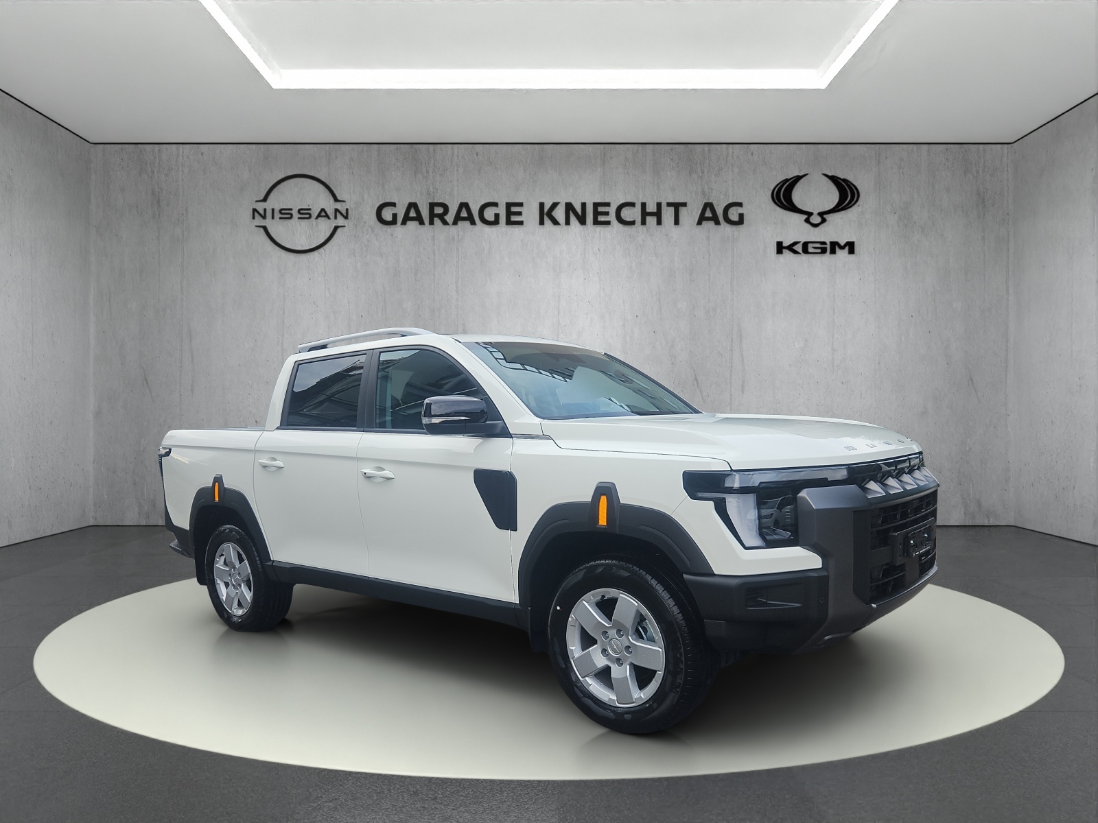 KGM-SsangYong Musso 2.2 e-XDI Platinum-showroom-element-1