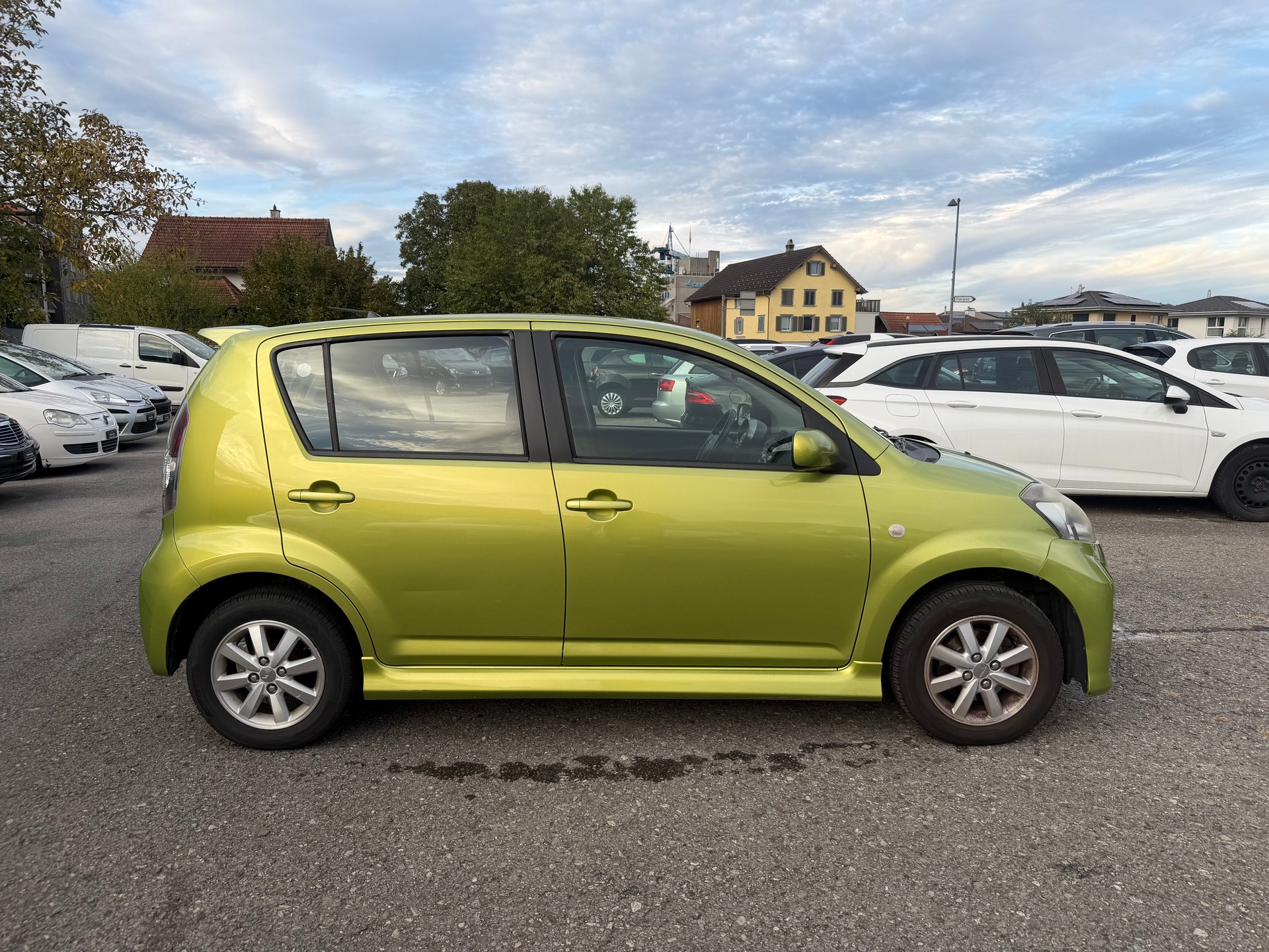 DAIHATSU Sirion 1.3 S eco-4WD-image-2