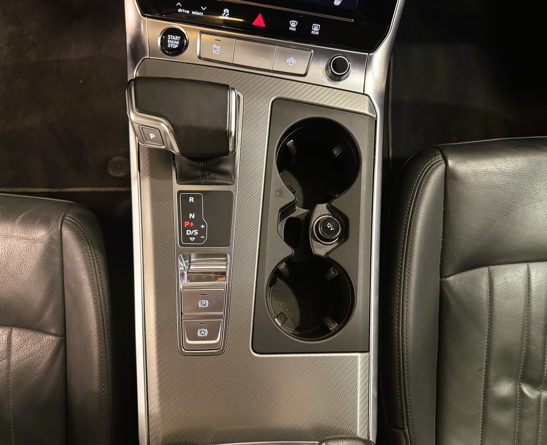 AUDI A6 Avant 50 TDI Design quattro tiptronic-image-13