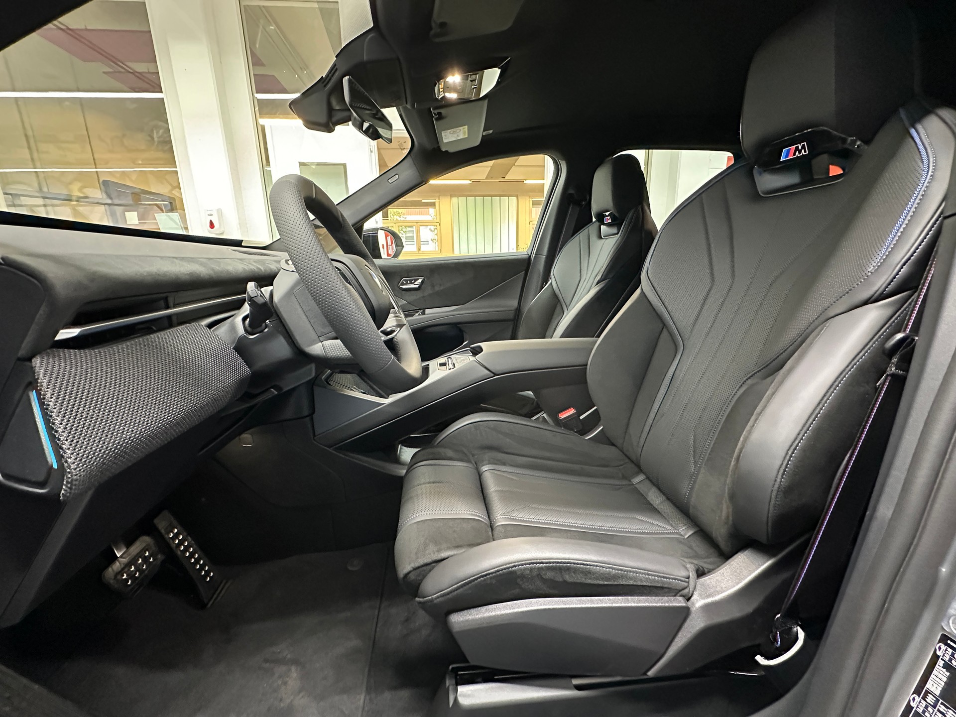 BMW iX3 40 M Sport Pro-image-7