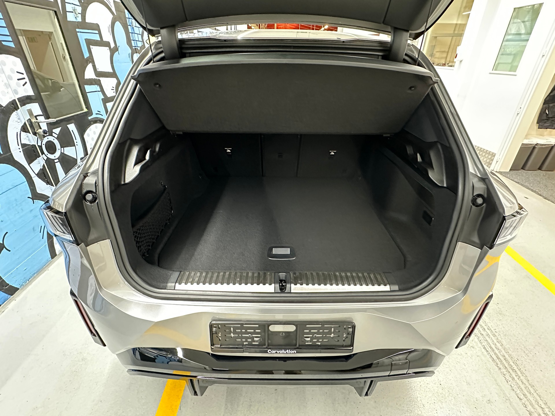 BMW iX3 40 M Sport Pro-image-5