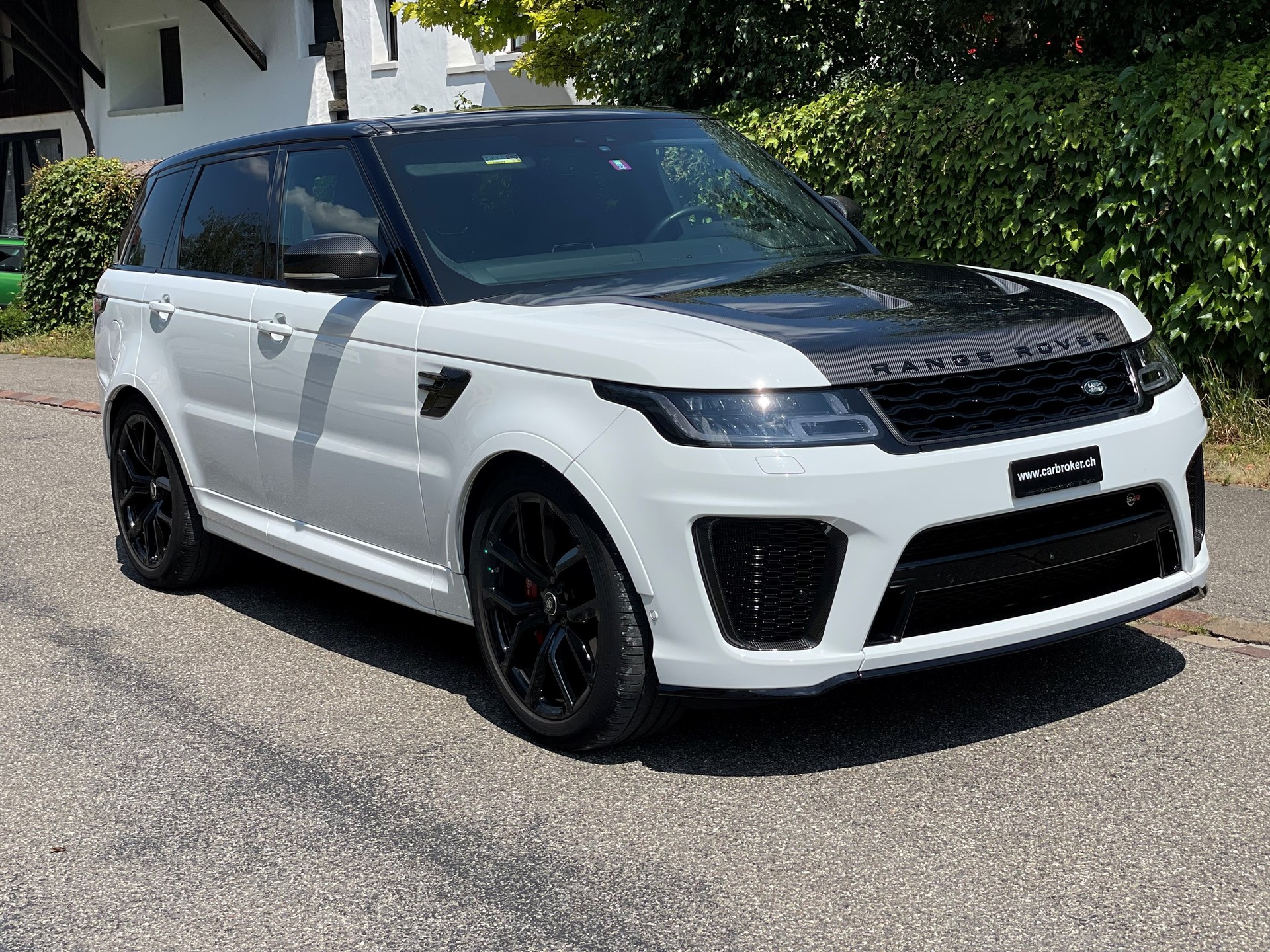LAND ROVER Range Rover Sport 5.0 V8 S/C SVR Automatic-image-2