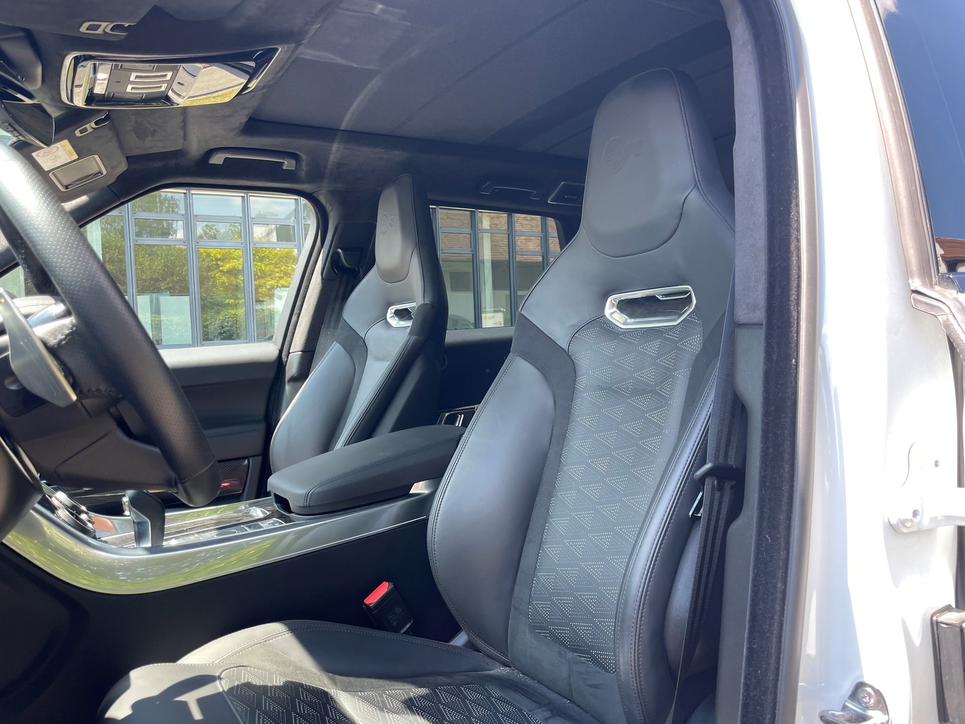 LAND ROVER Range Rover Sport 5.0 V8 S/C SVR Automatic-image-8