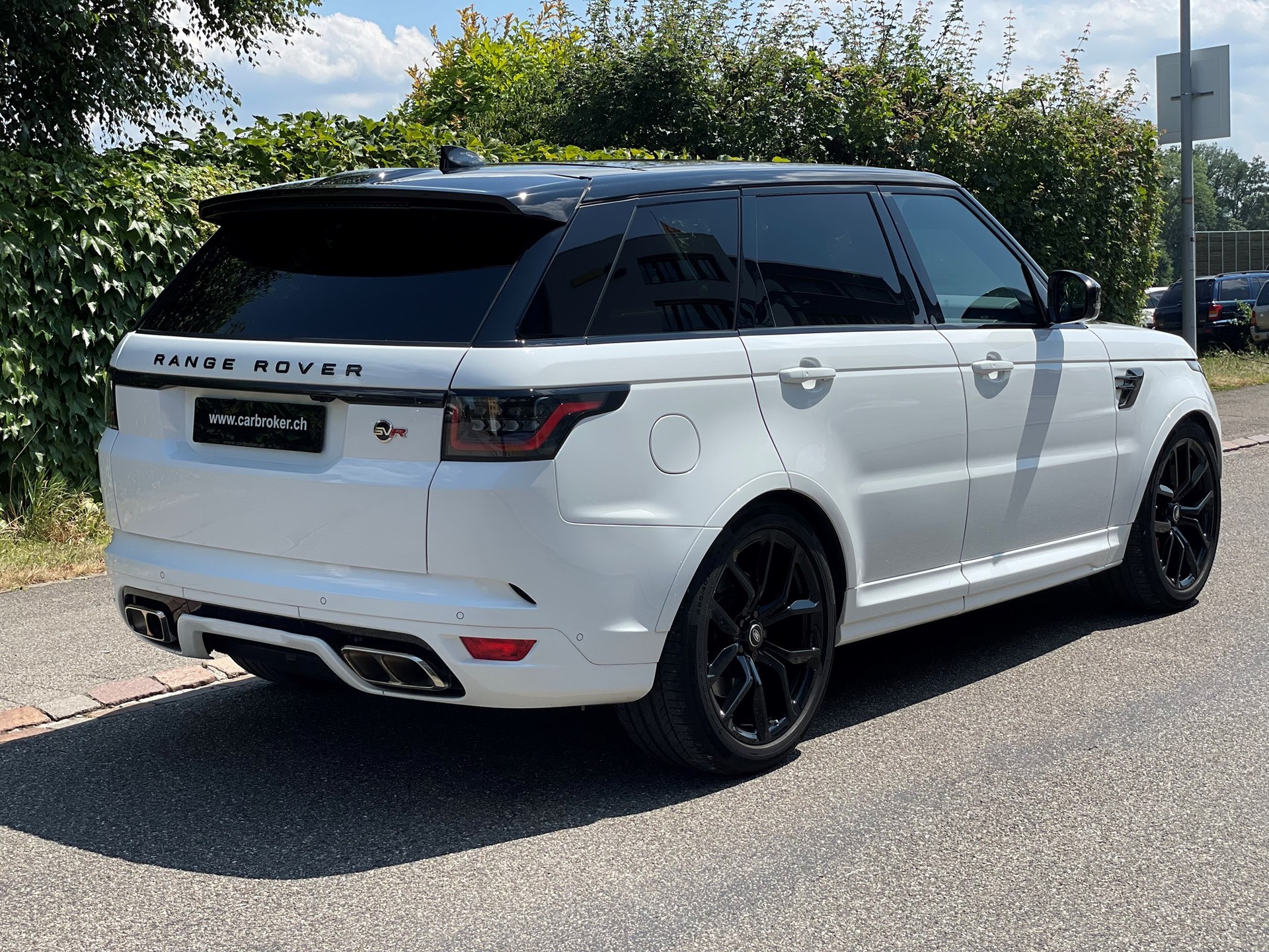 LAND ROVER Range Rover Sport 5.0 V8 S/C SVR Automatic-image-4