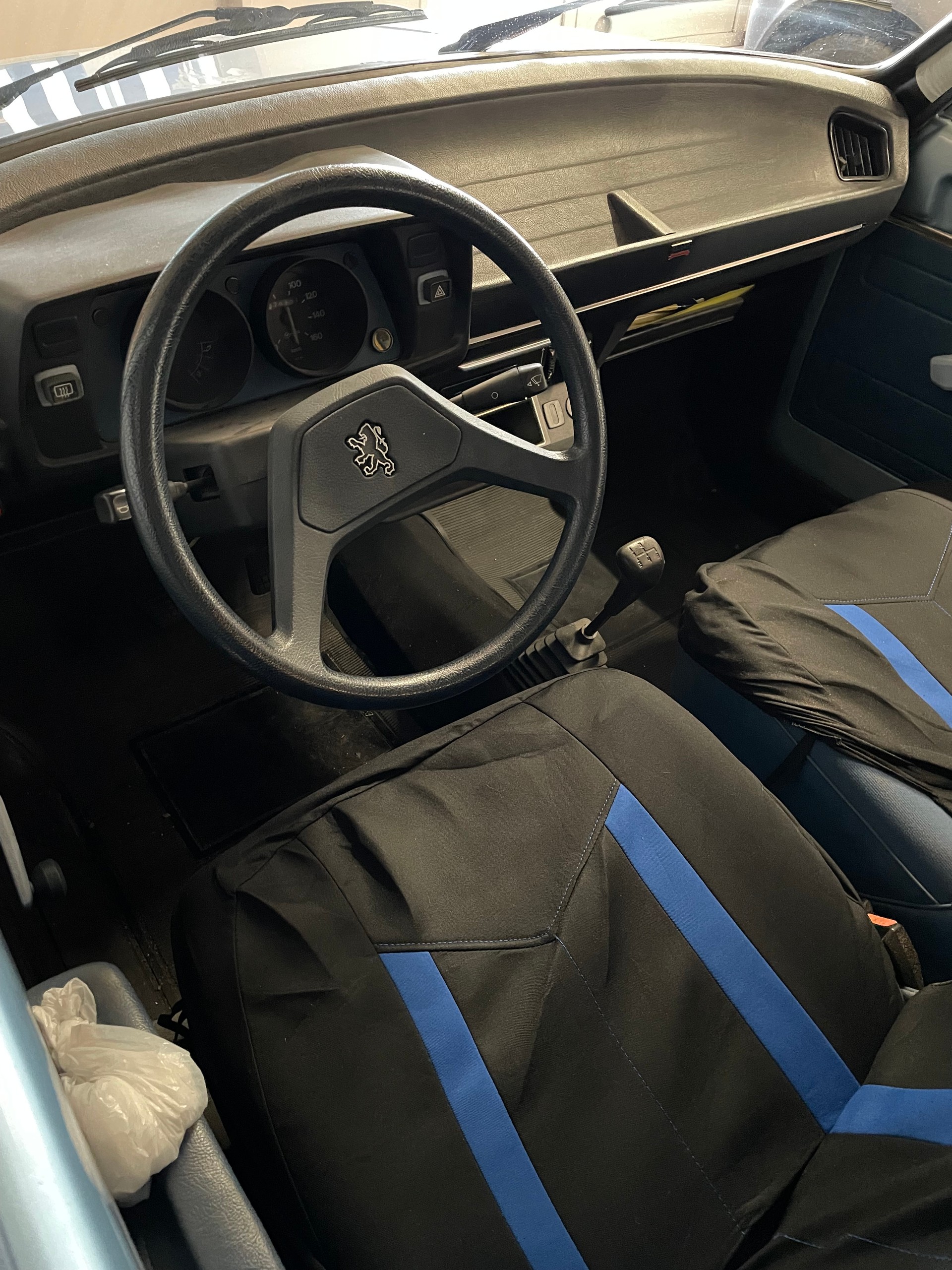 PEUGEOT 104 GL-image-4