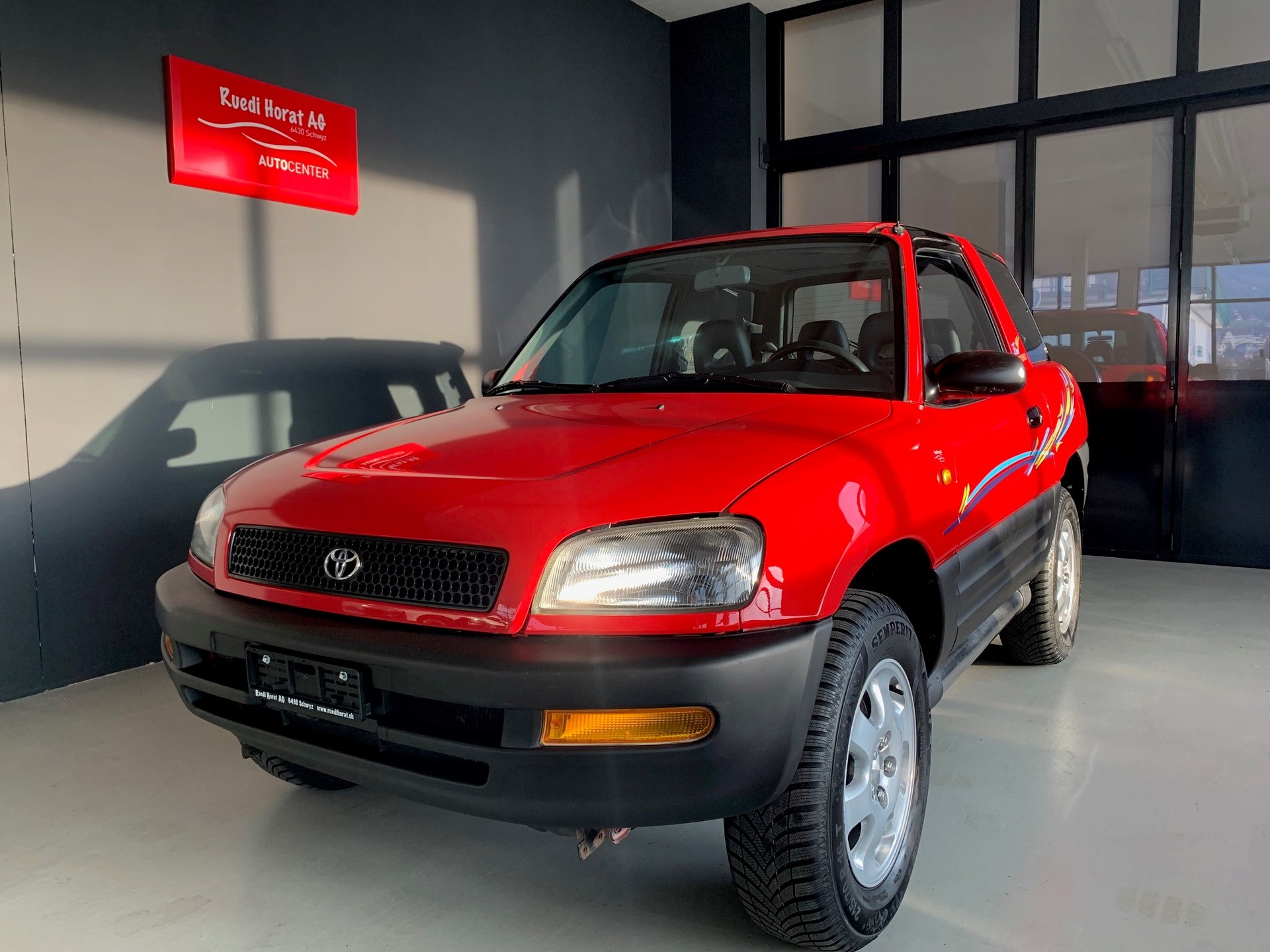 TOYOTA RAV-4 2.0i-16V GX-image-0