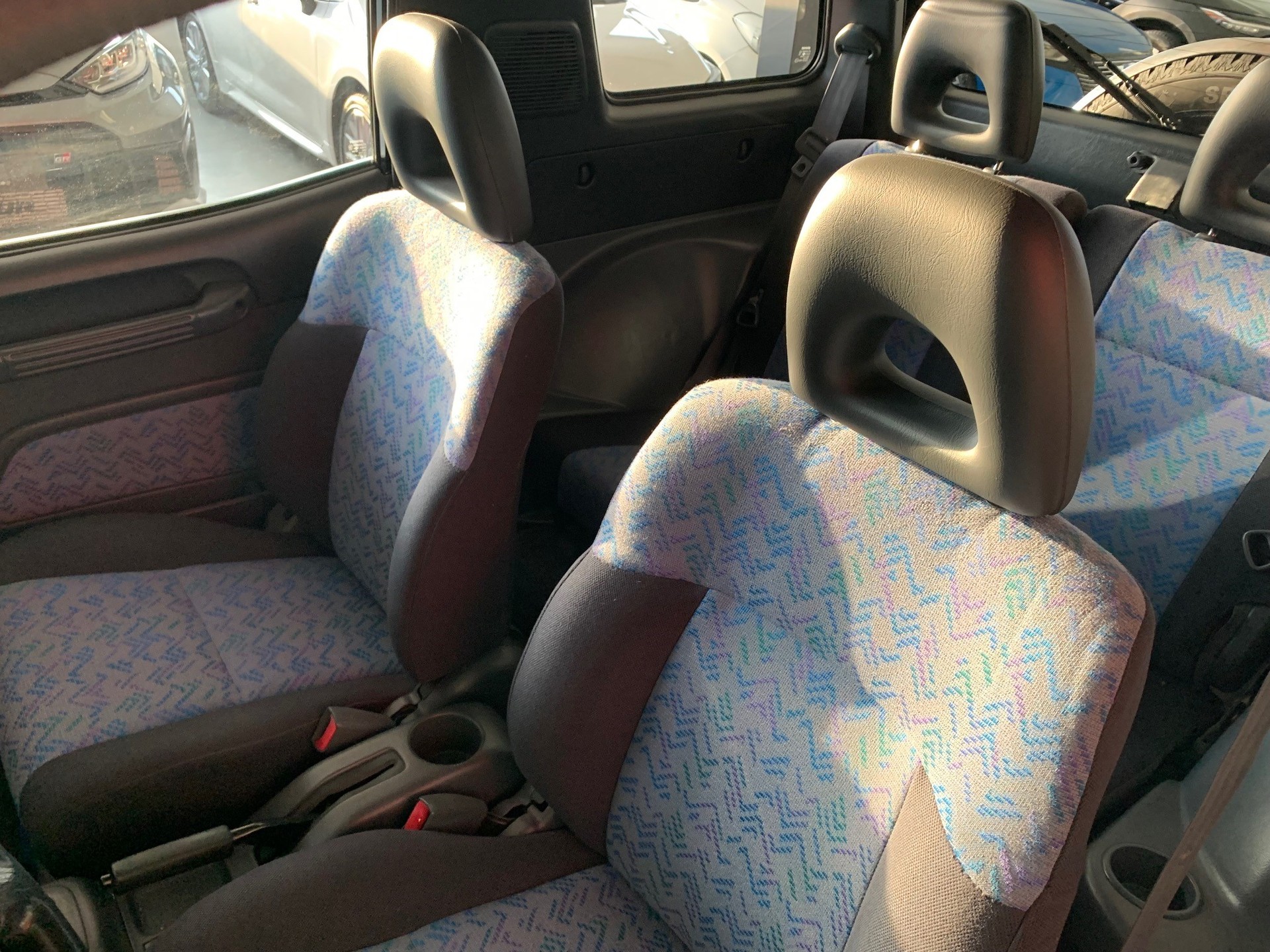 TOYOTA RAV-4 2.0i-16V GX-image-10